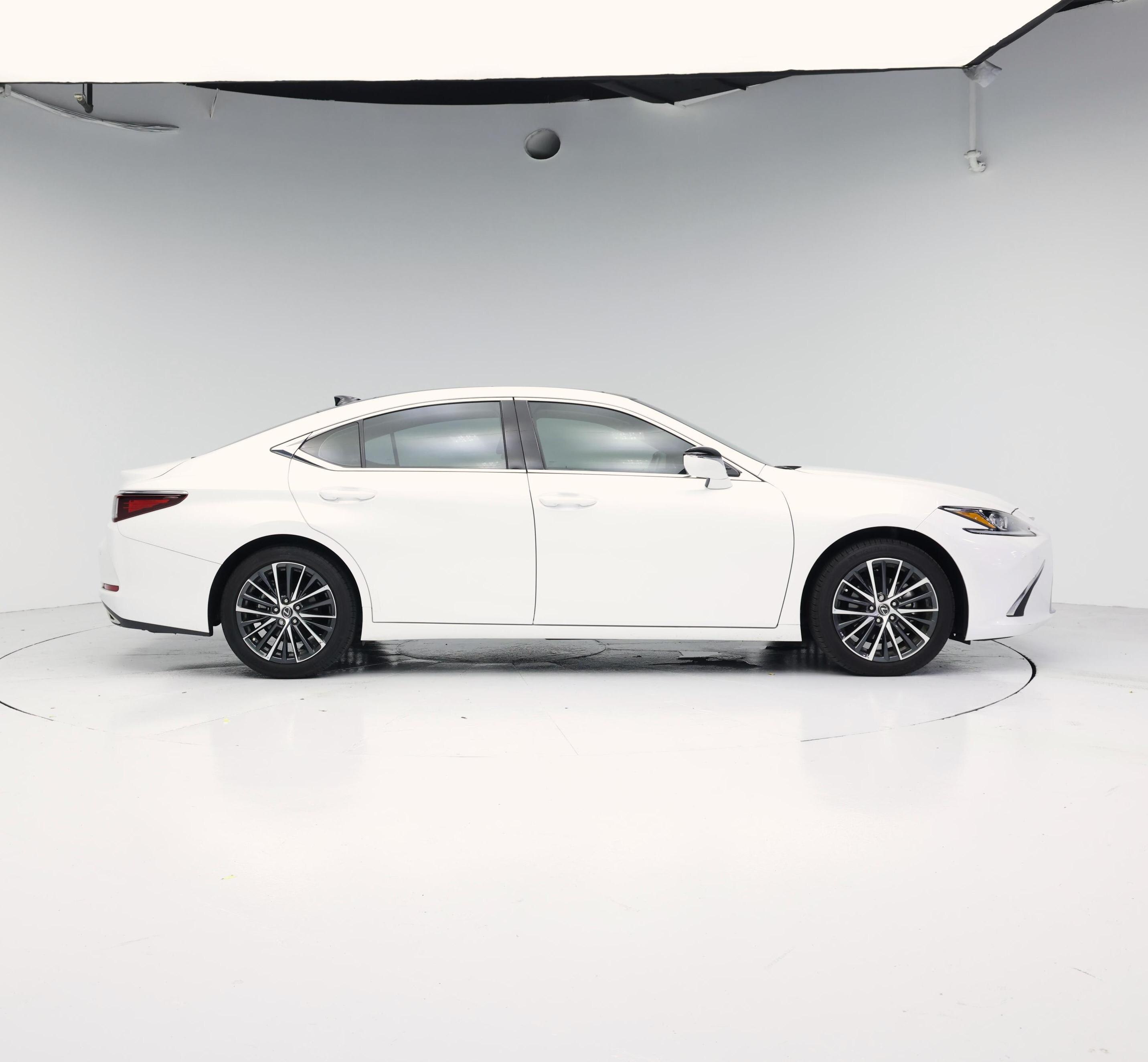Thumbnail: 2024 Lexus ES - 7
