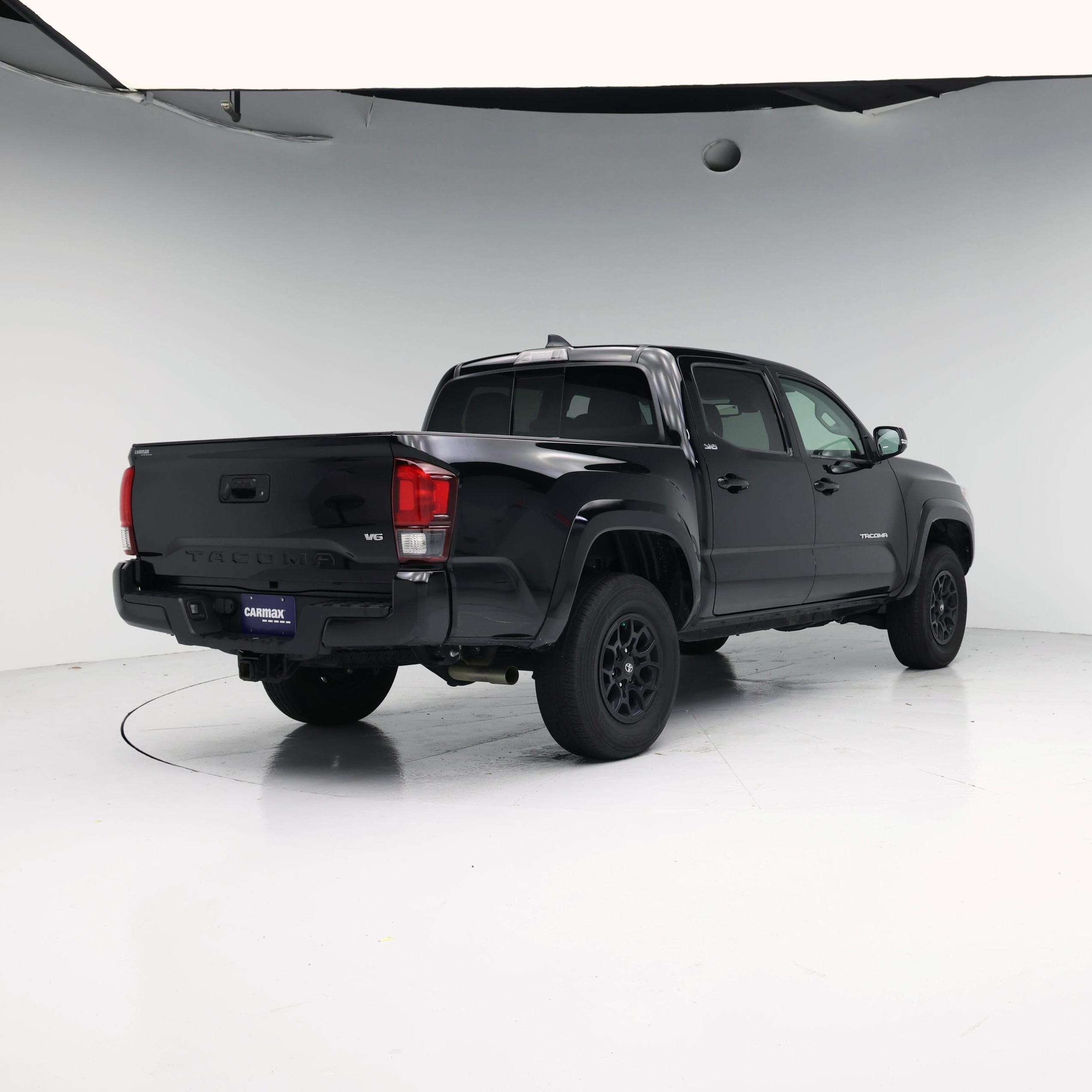 Thumbnail: 2022 Toyota Tacoma - 8