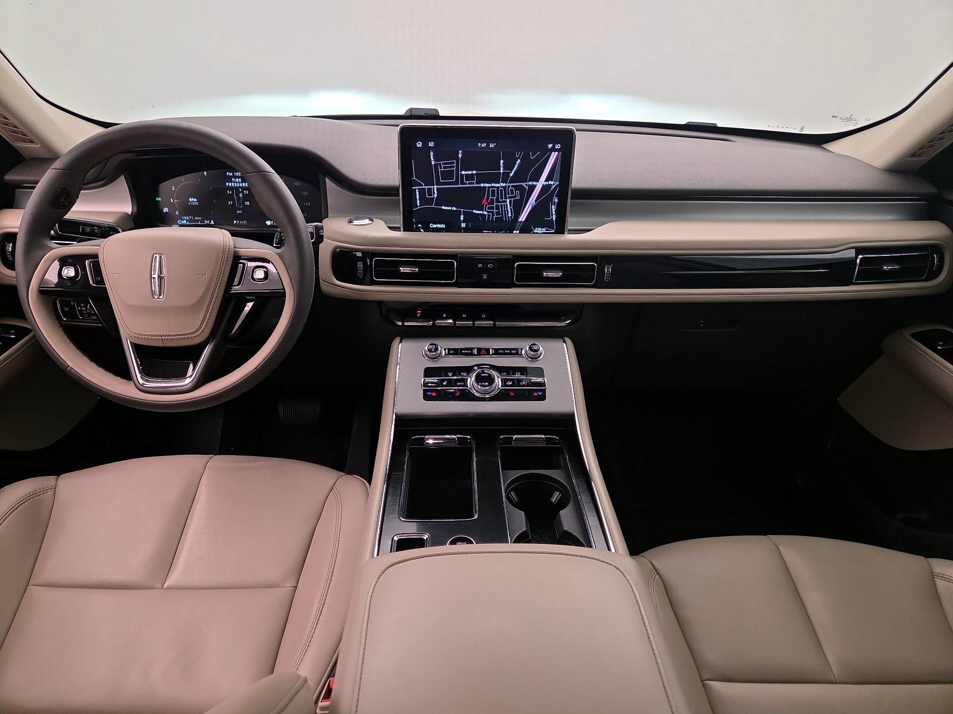 Thumbnail: 2022 Lincoln Aviator - 9