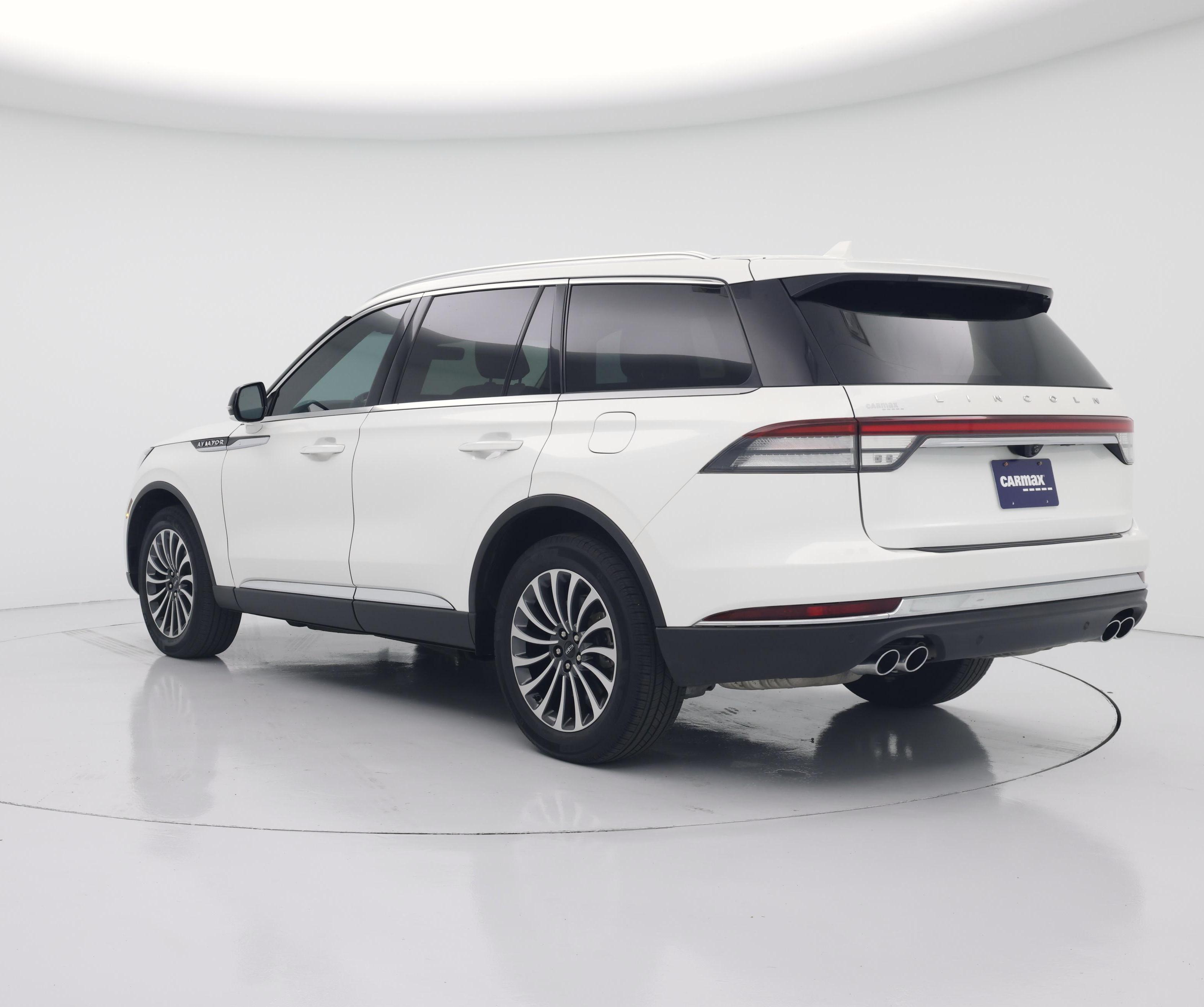 Thumbnail: 2022 Lincoln Aviator - 2