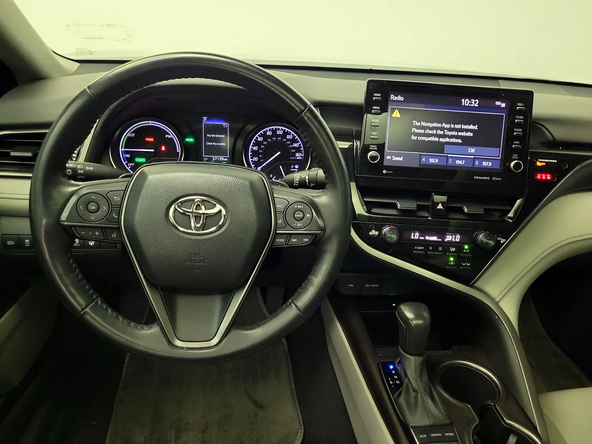 Thumbnail: 2022 Toyota Camry - 10