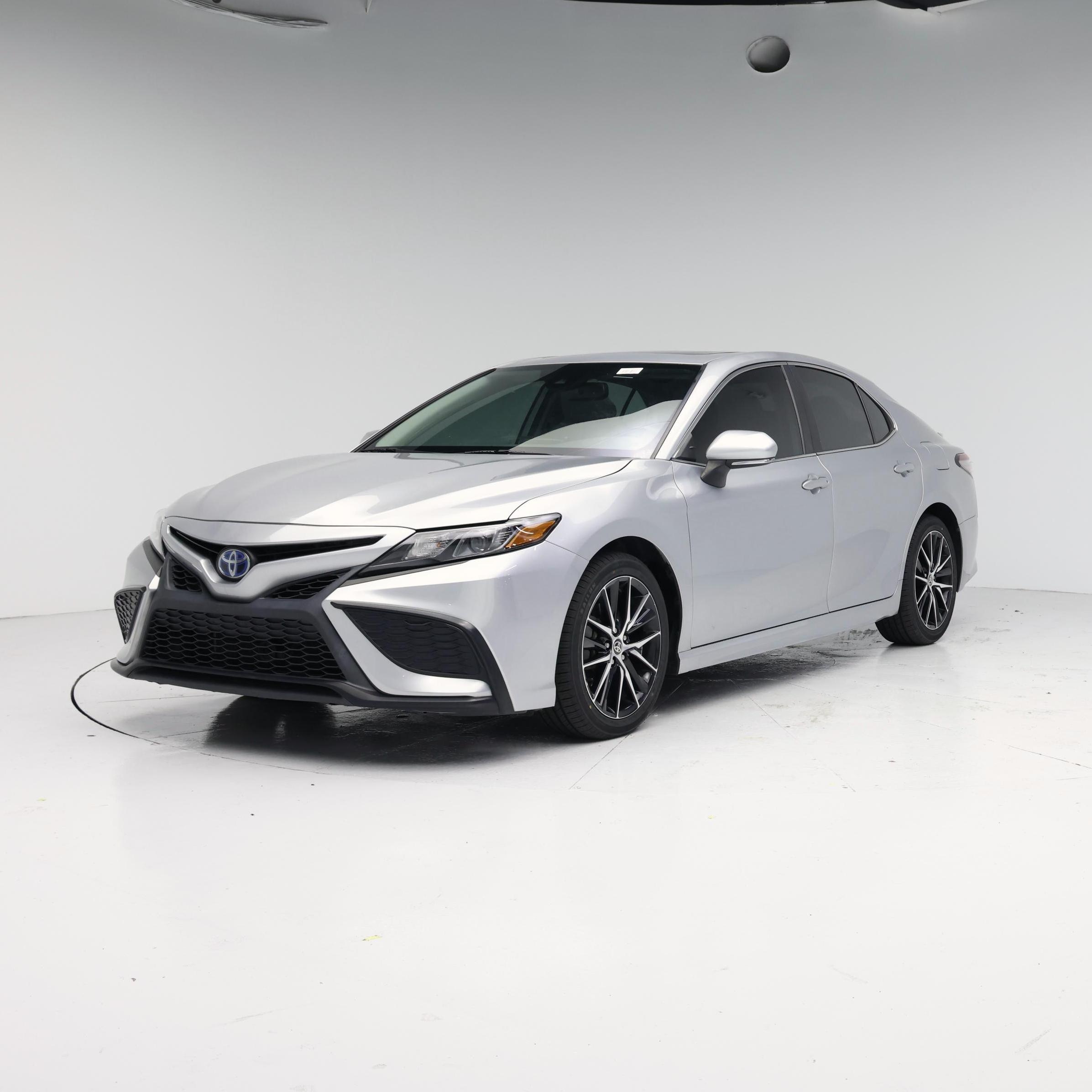 Thumbnail: 2022 Toyota Camry - 4