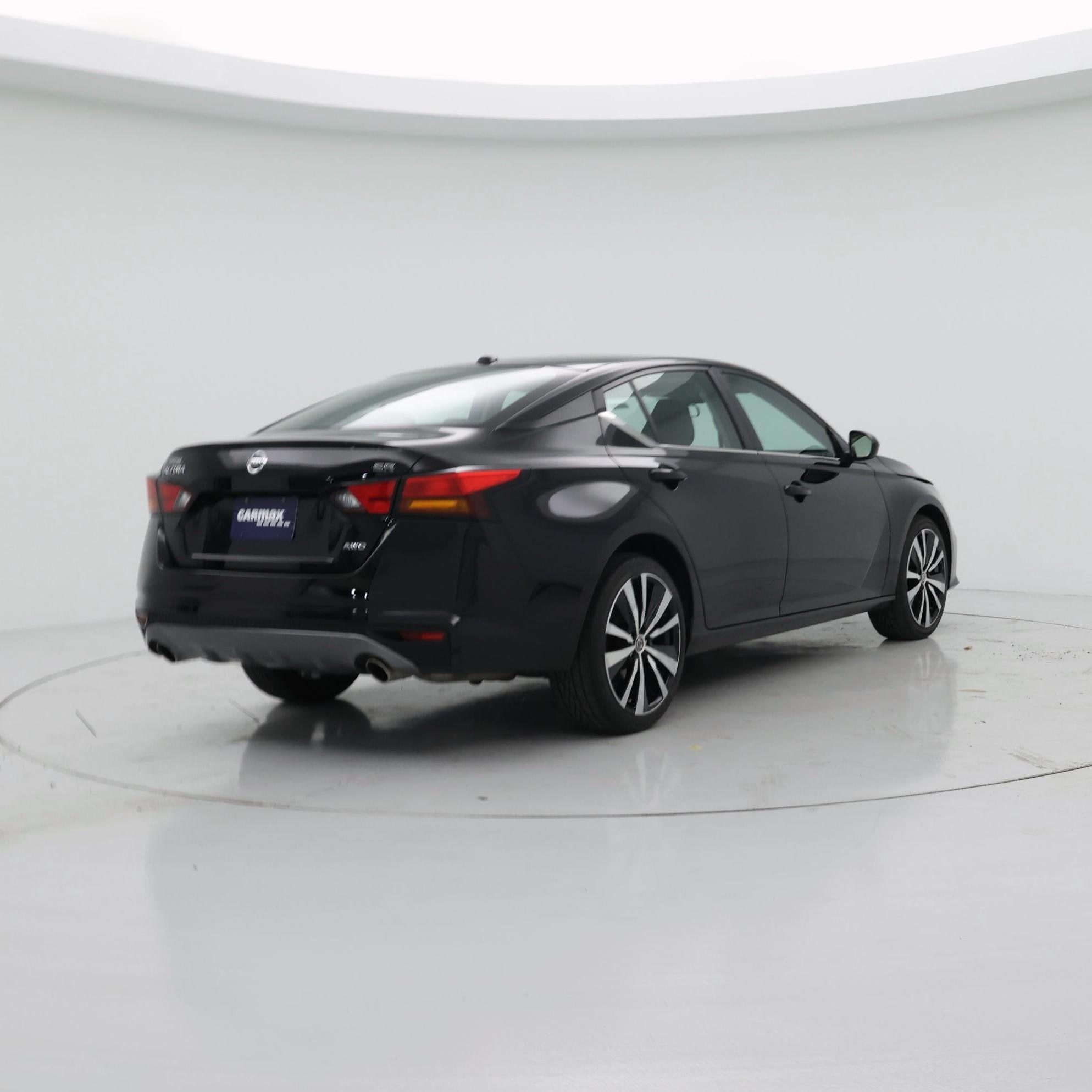 Thumbnail: 2020 Nissan Altima - 8