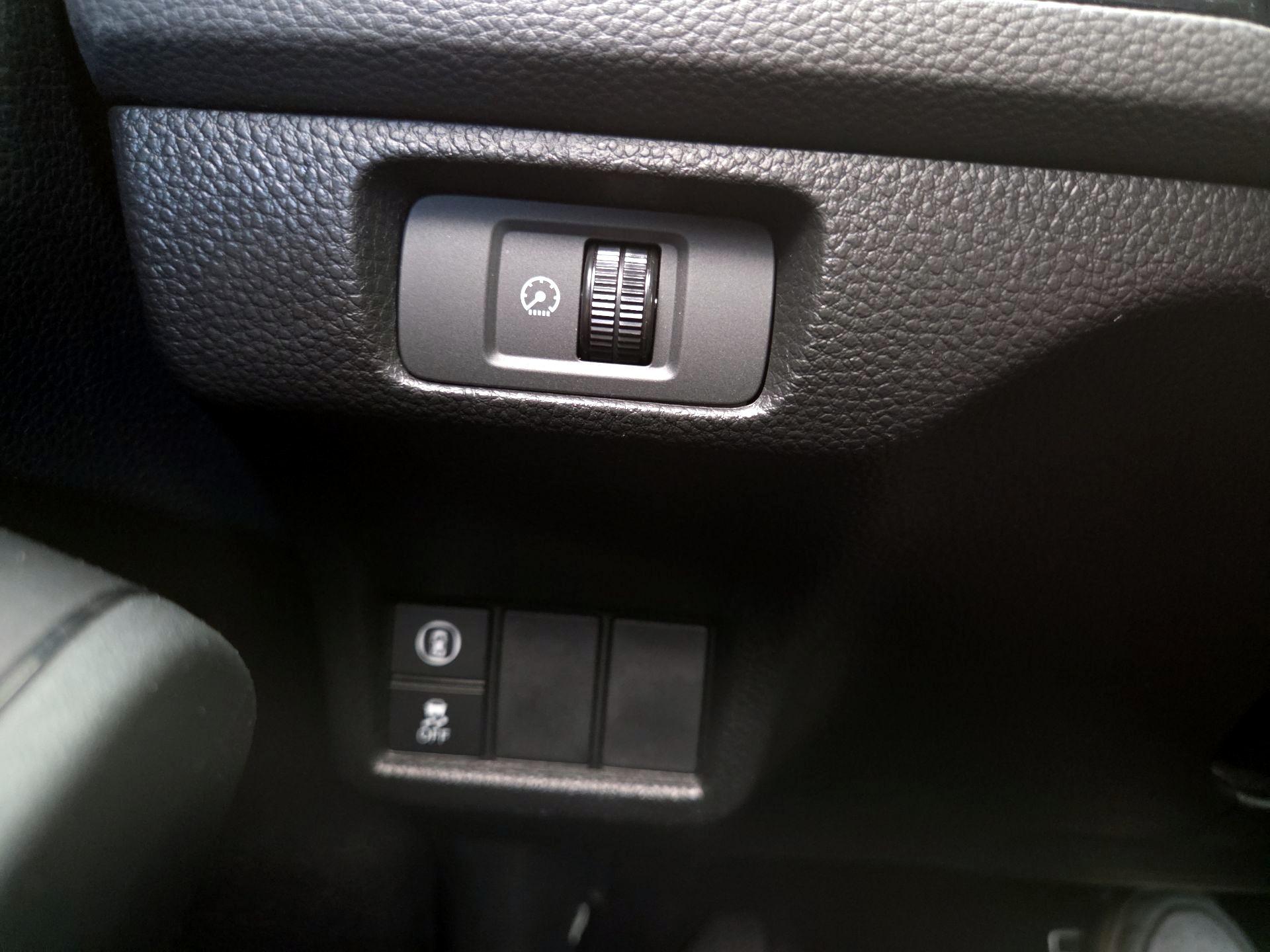Thumbnail: 2023 Honda Civic - 13