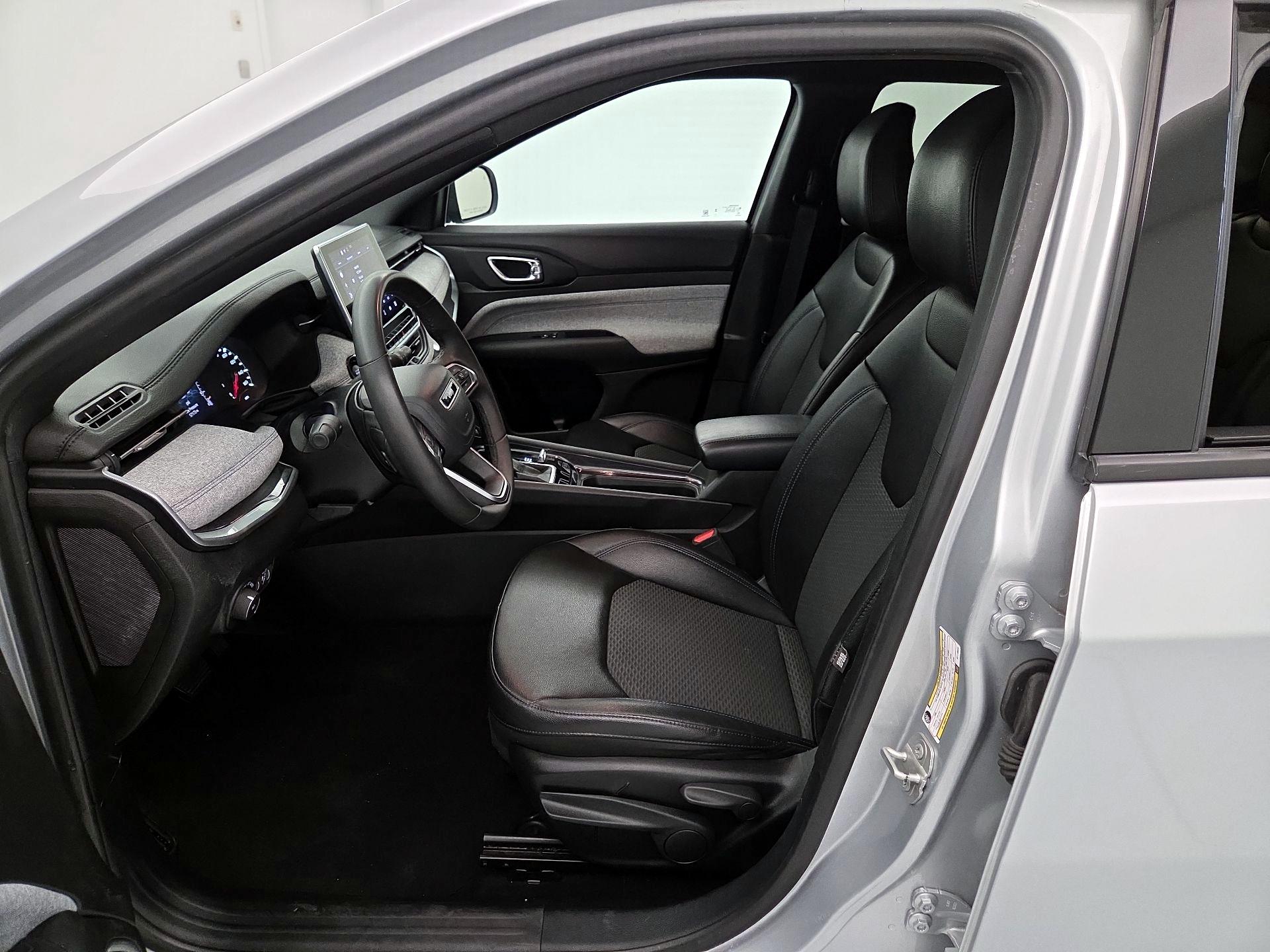 Thumbnail: 2024 Jeep Compass - 11
