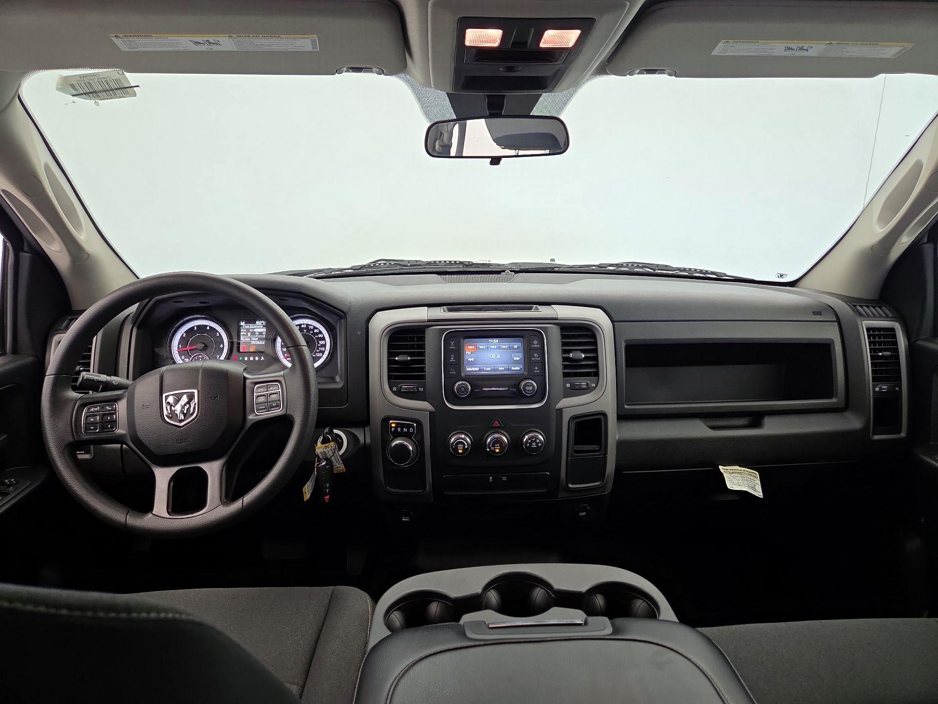 Thumbnail: 2024 RAM 1500 Classic - 9