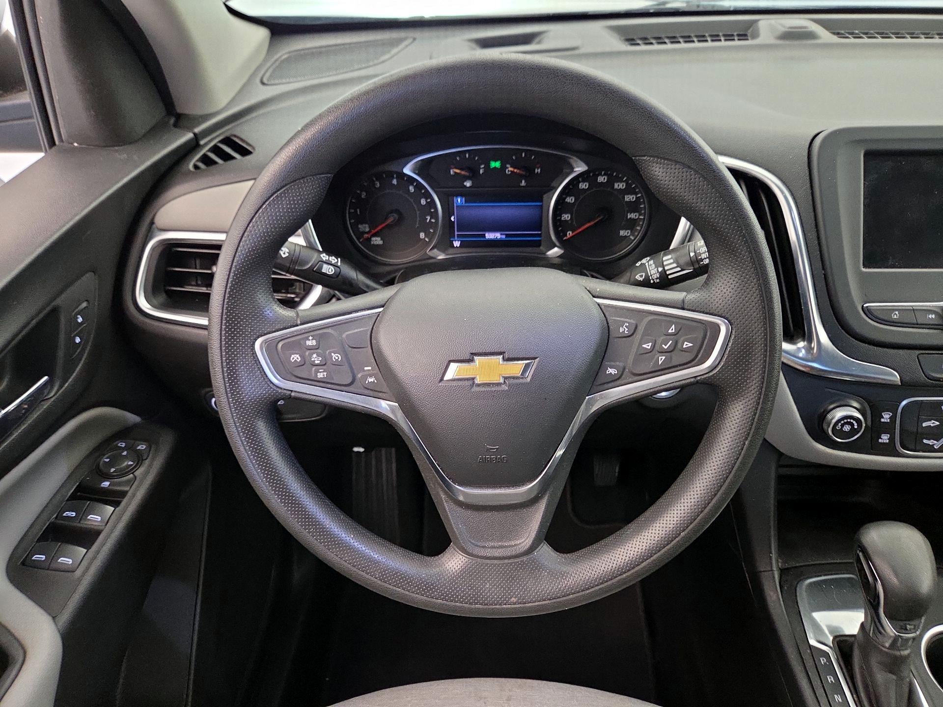 Thumbnail: 2022 Chevrolet Equinox - 10