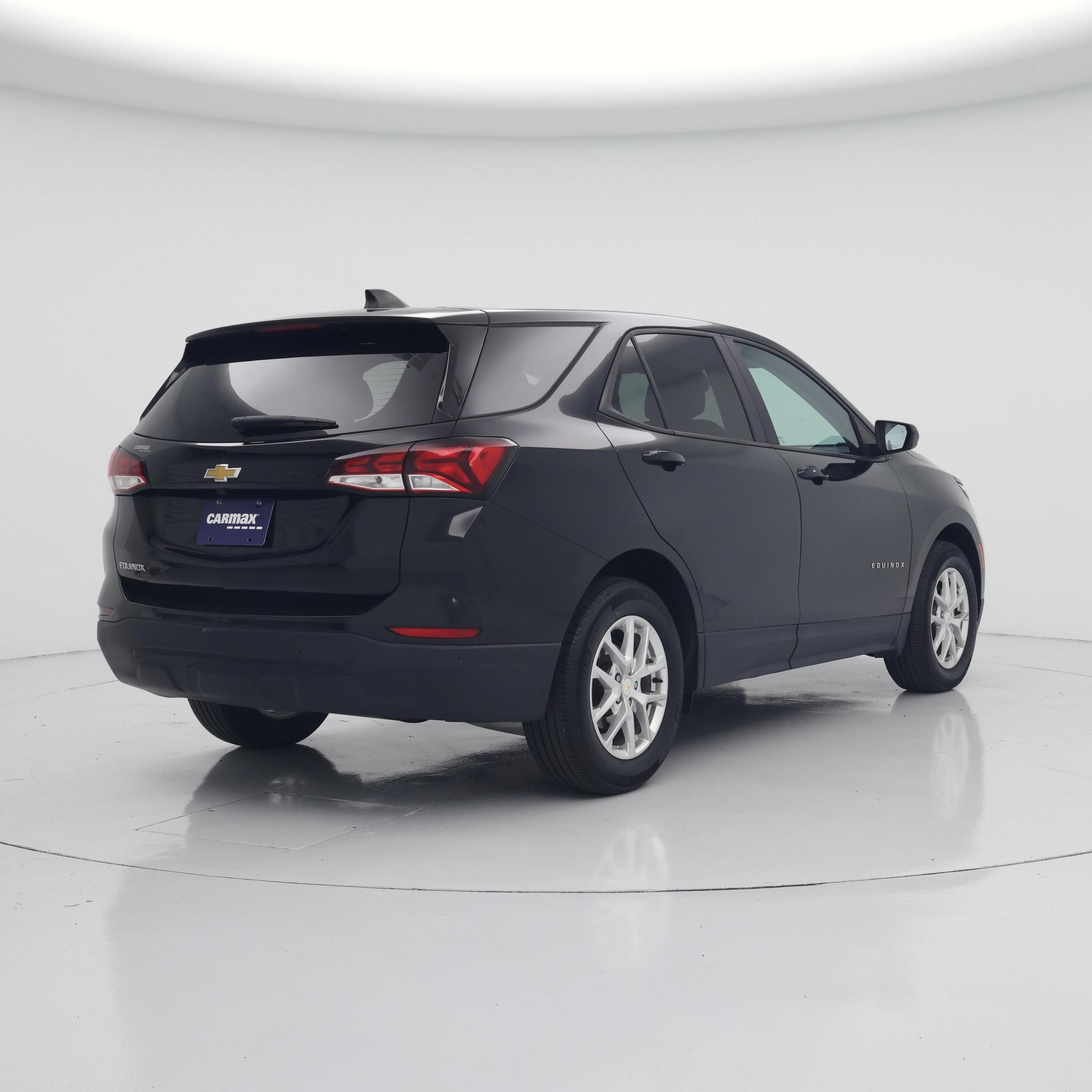 Thumbnail: 2022 Chevrolet Equinox - 8