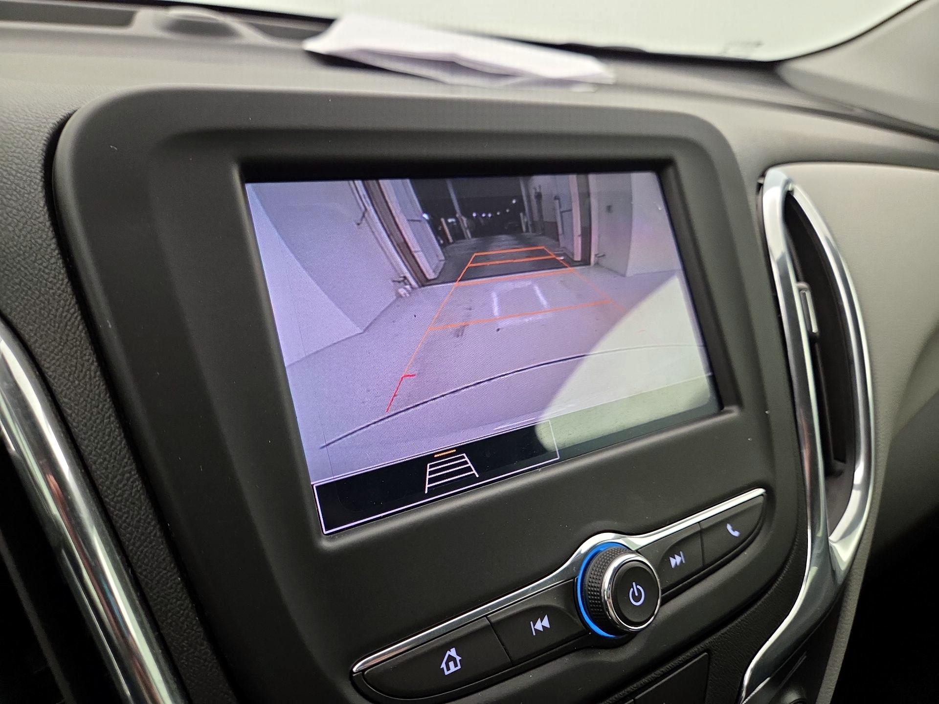 Thumbnail: 2022 Chevrolet Equinox - 14