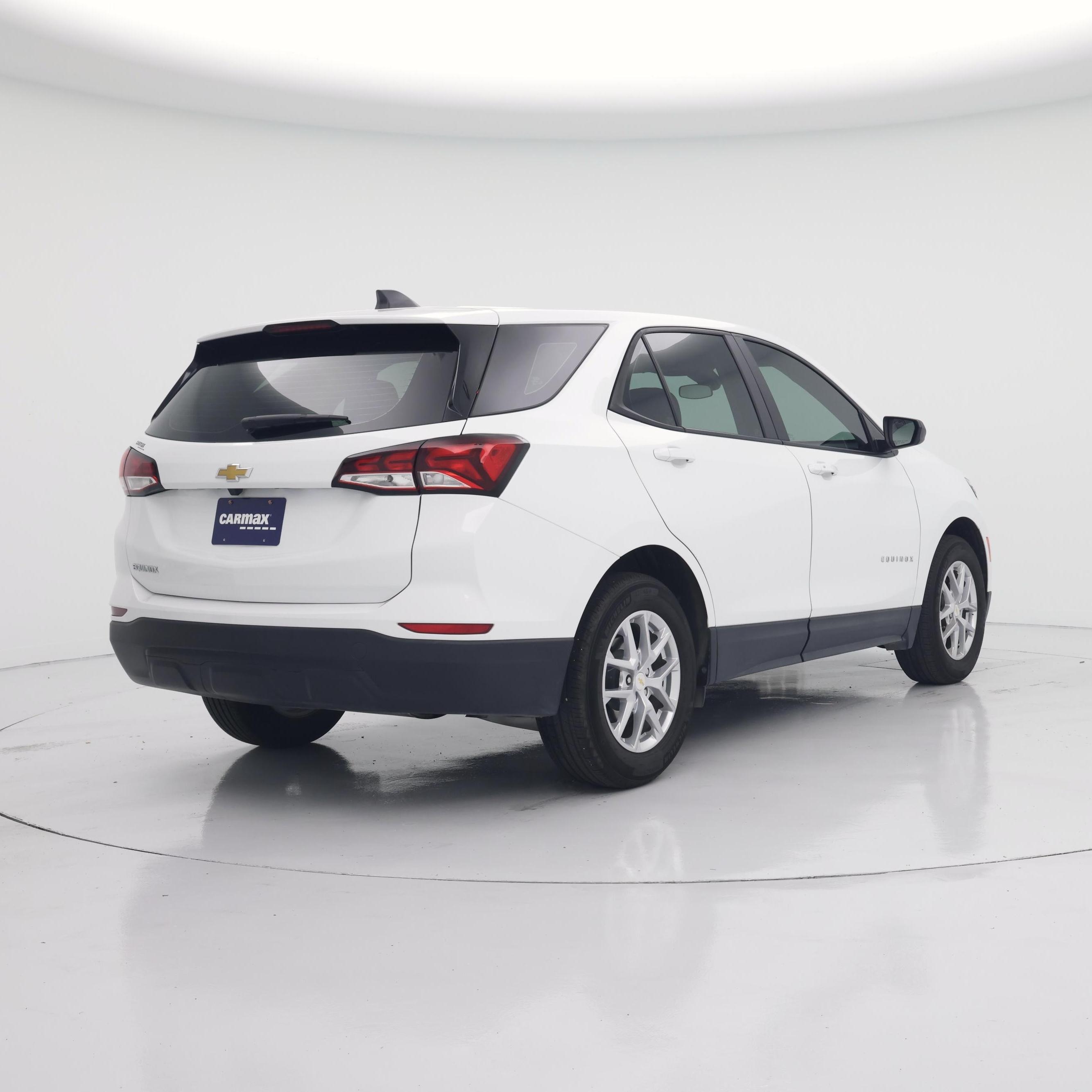 Thumbnail: 2022 Chevrolet Equinox - 8