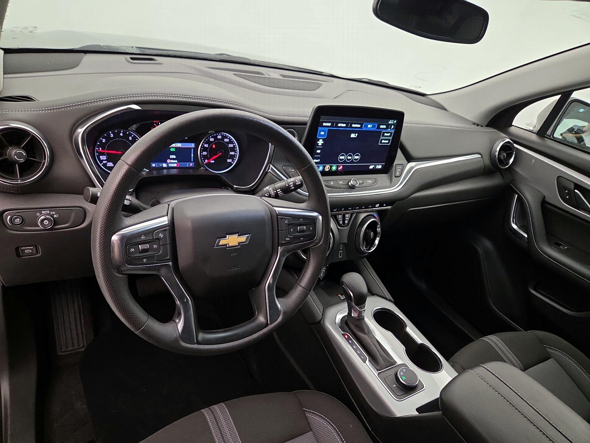 Thumbnail: 2024 Chevrolet Blazer - 9