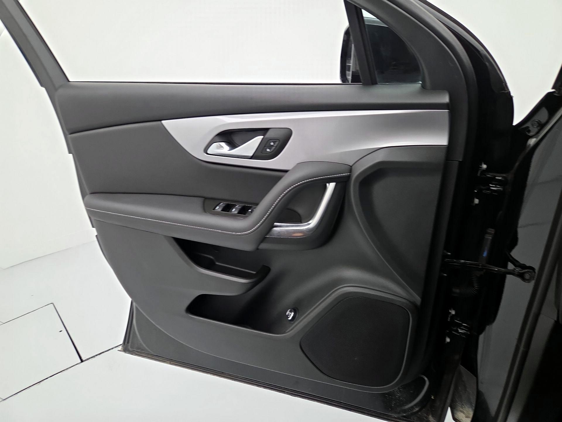 Thumbnail: 2024 Chevrolet Blazer - 12