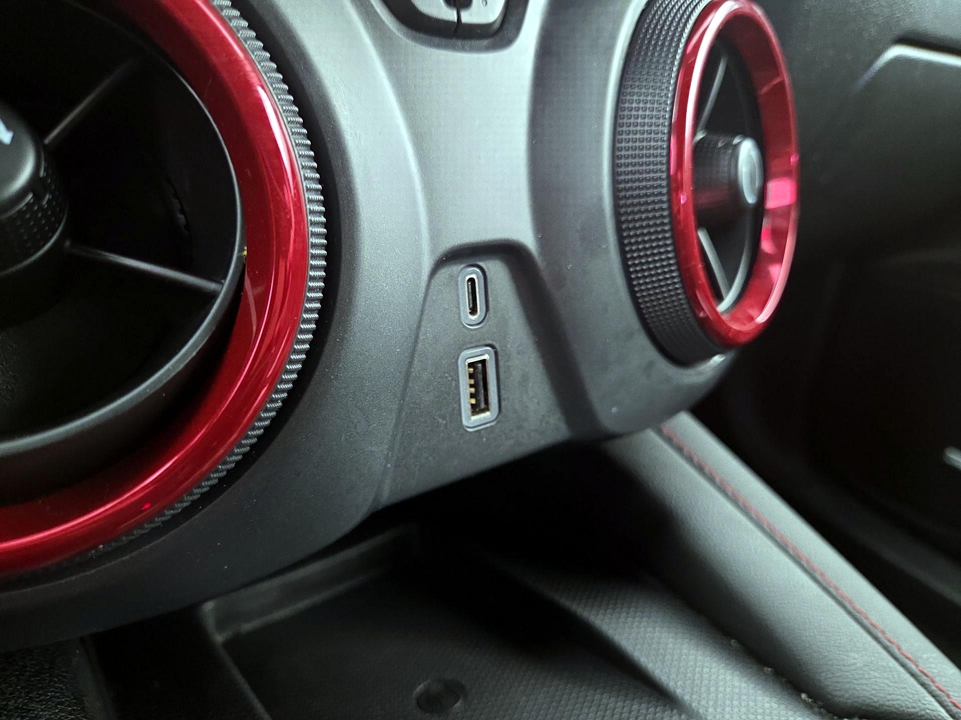 Thumbnail: 2025 Chevrolet Blazer - 18