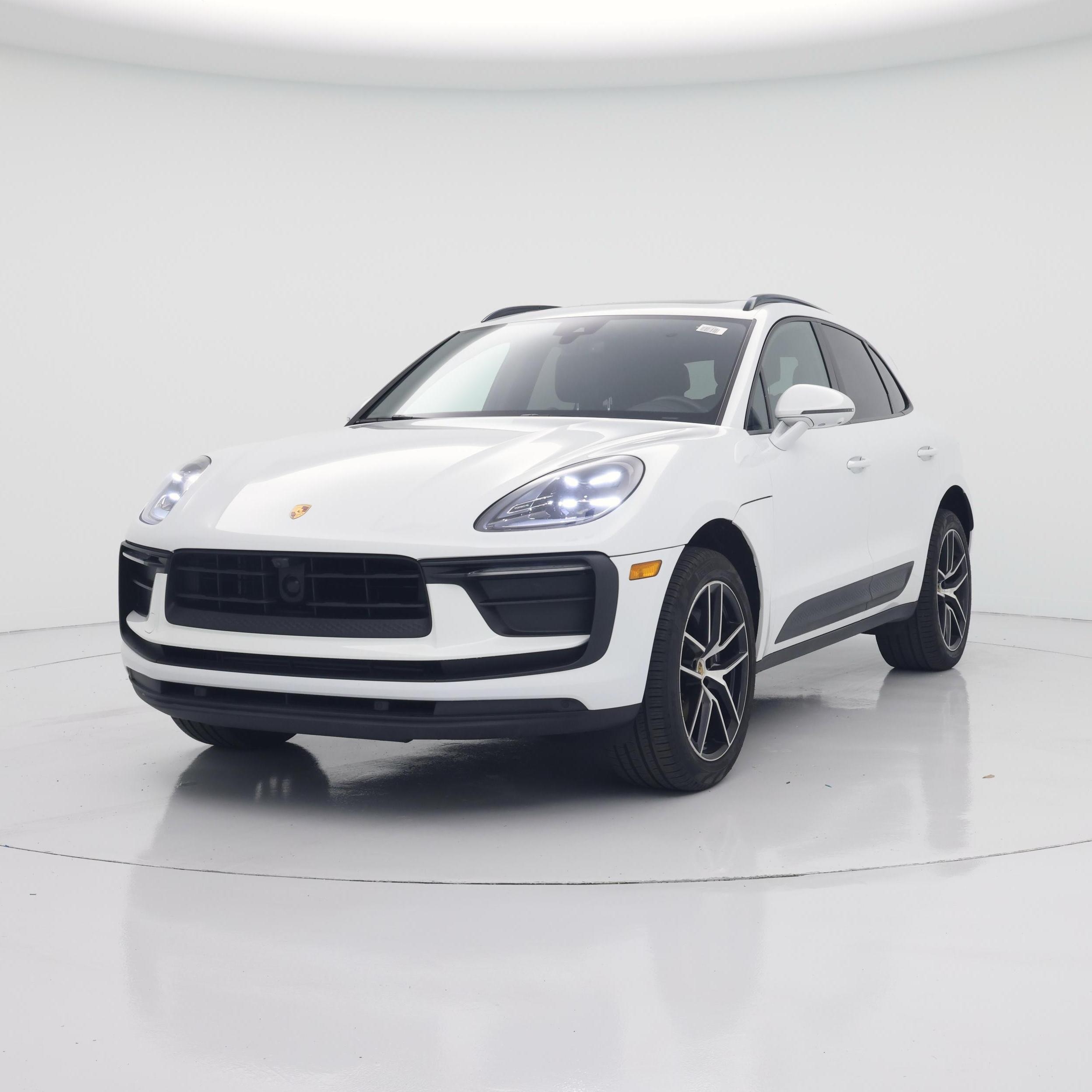 Thumbnail: 2022 Porsche Macan - 4