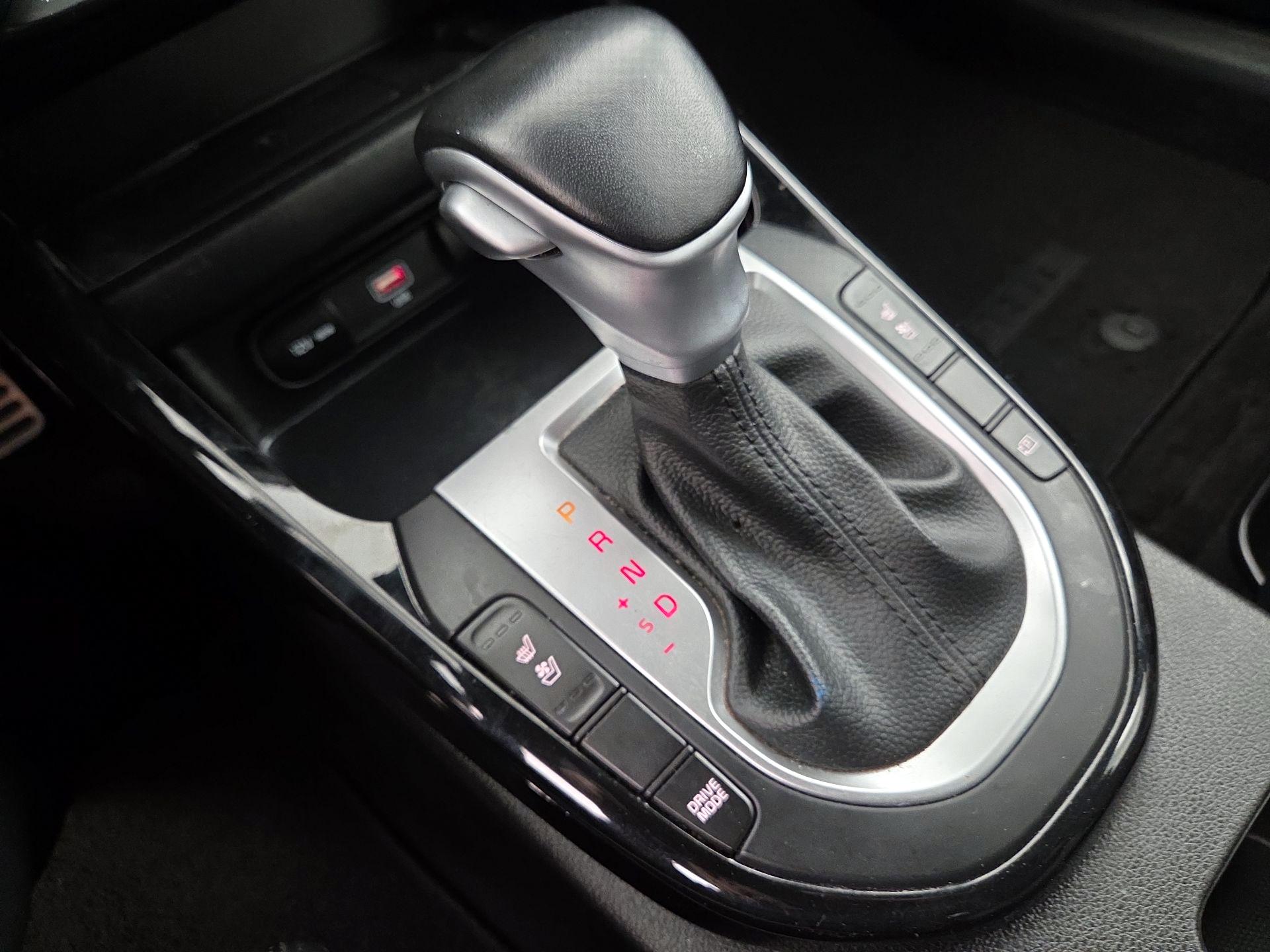 Thumbnail: 2023 Kia Forte - 18