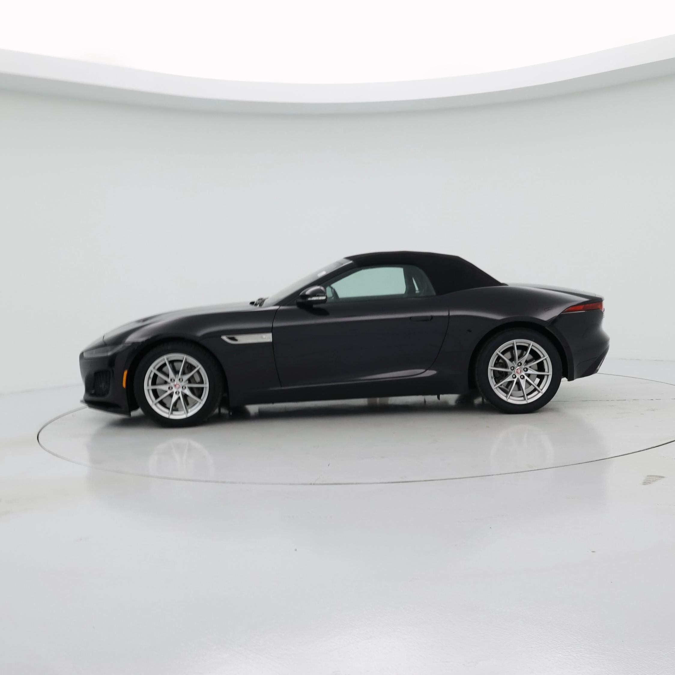 Thumbnail: 2021 Jaguar F-Type - 3