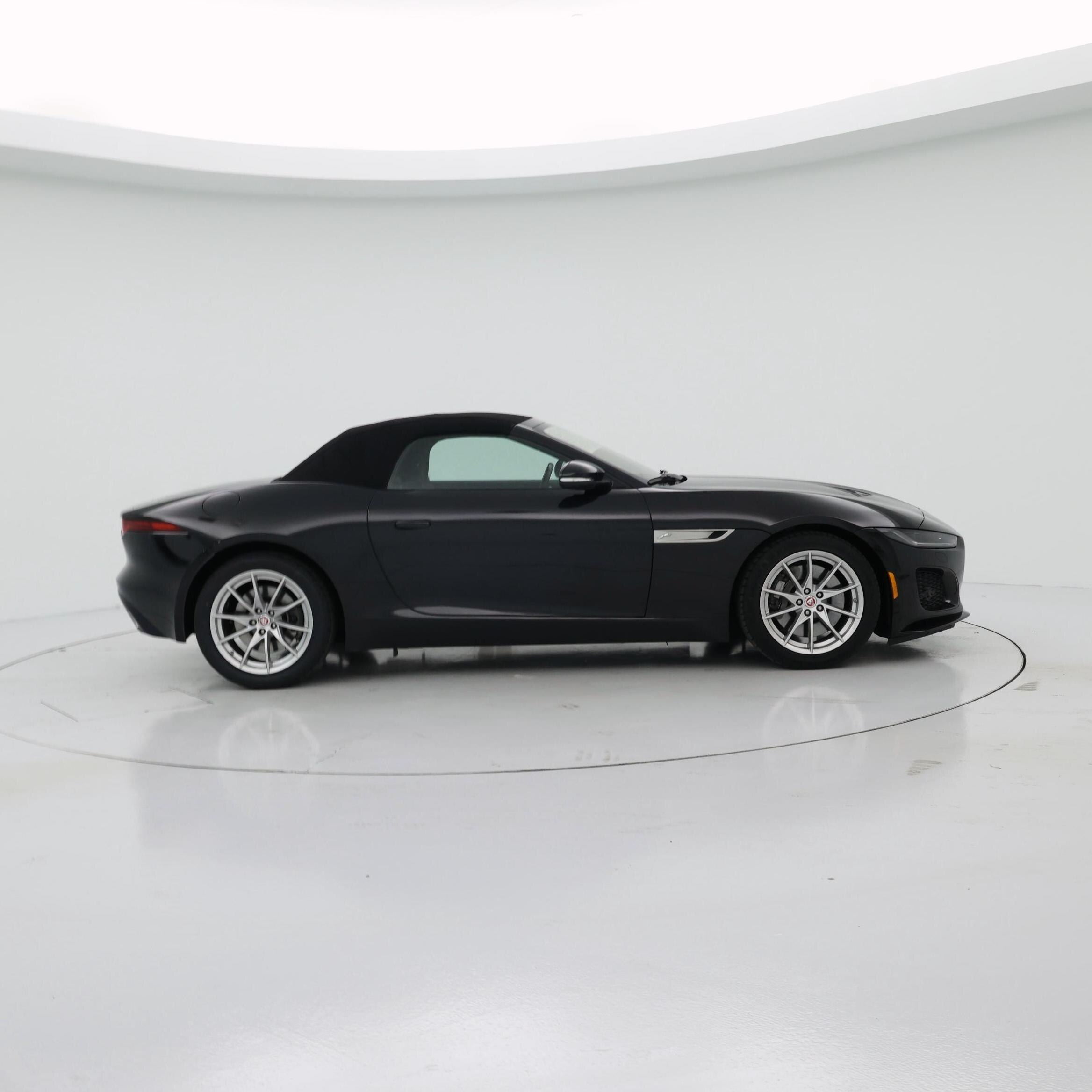 Thumbnail: 2021 Jaguar F-Type - 7