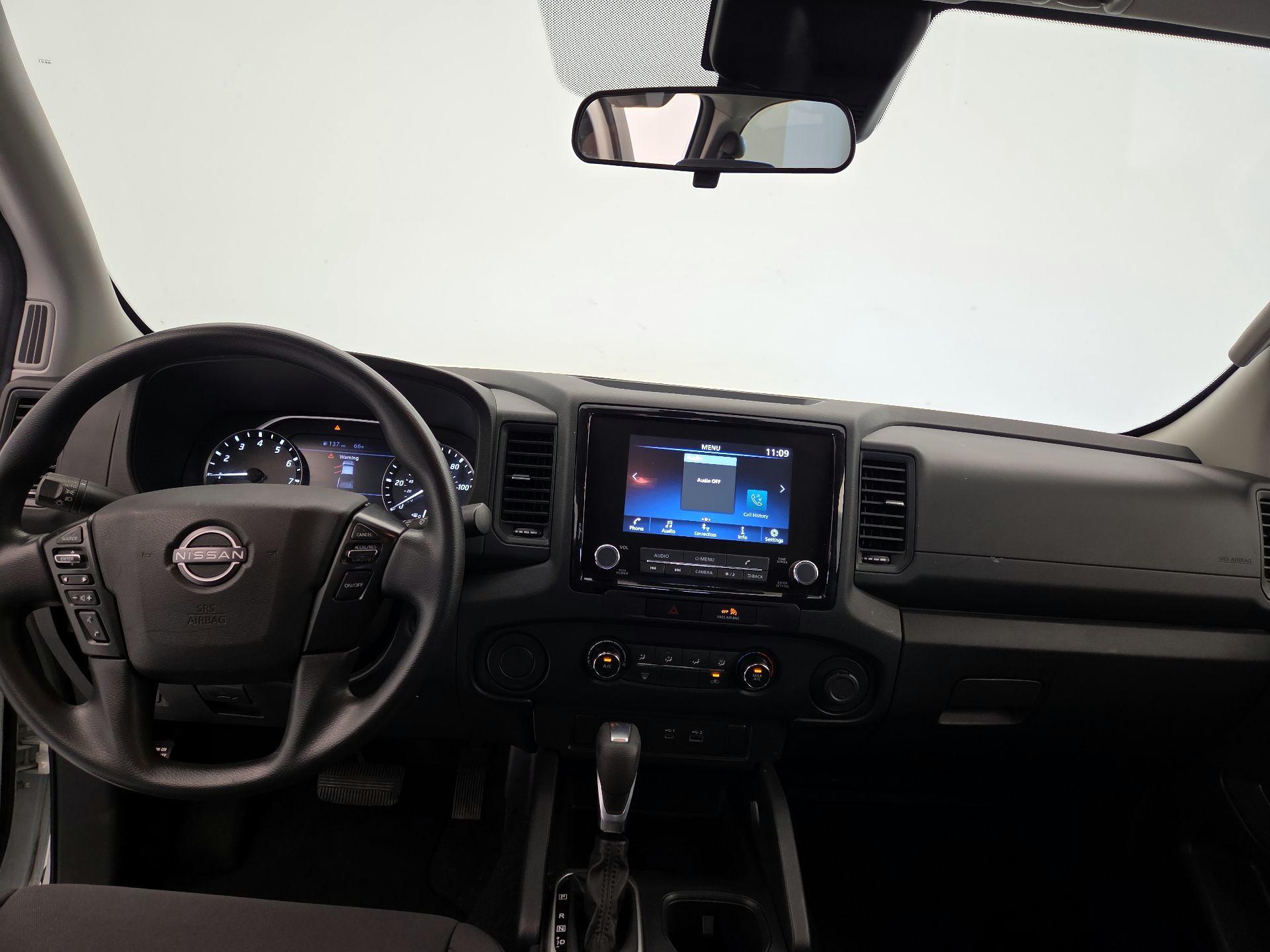 Thumbnail: 2022 Nissan Frontier - 9