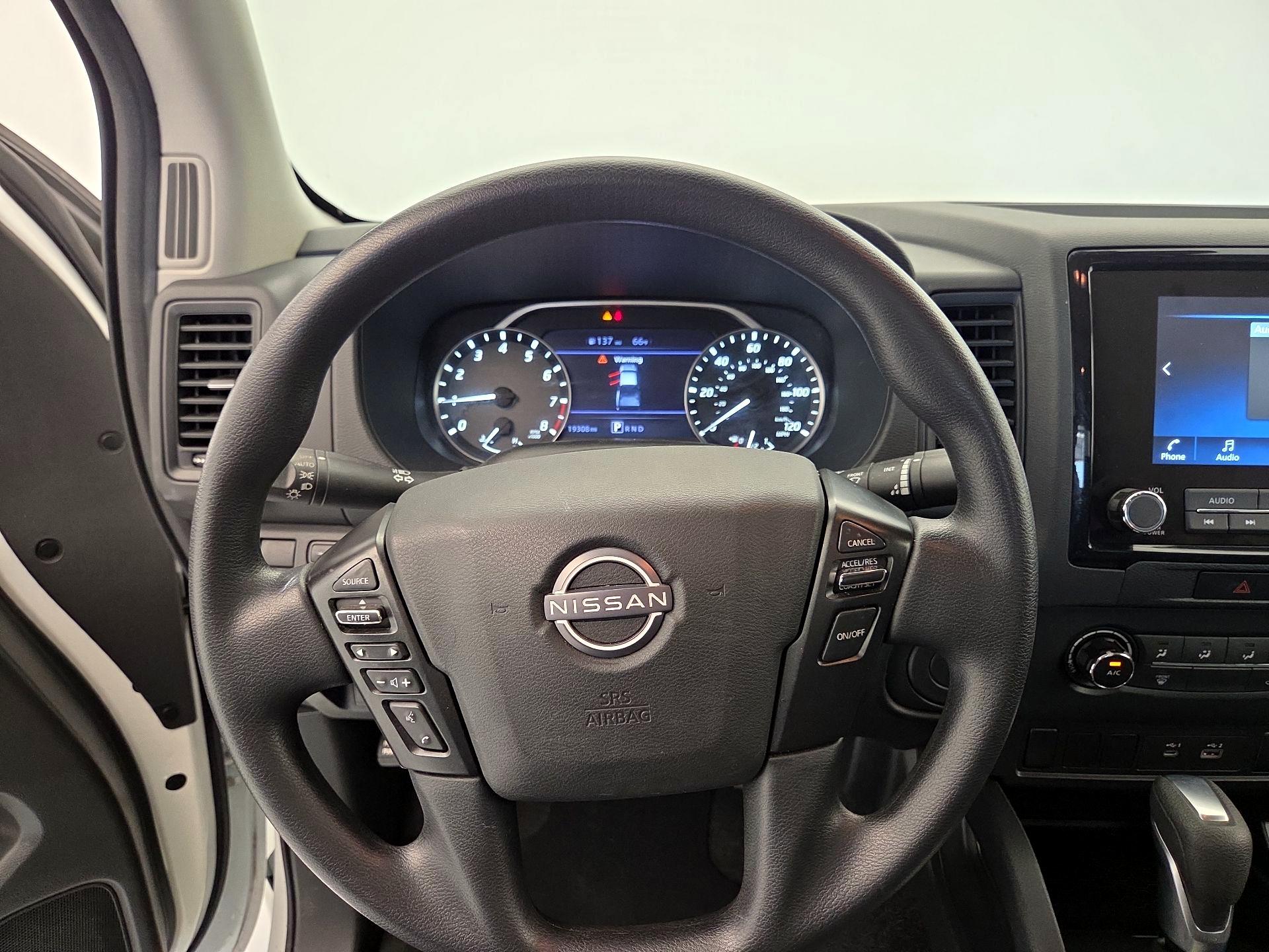 Thumbnail: 2022 Nissan Frontier - 10