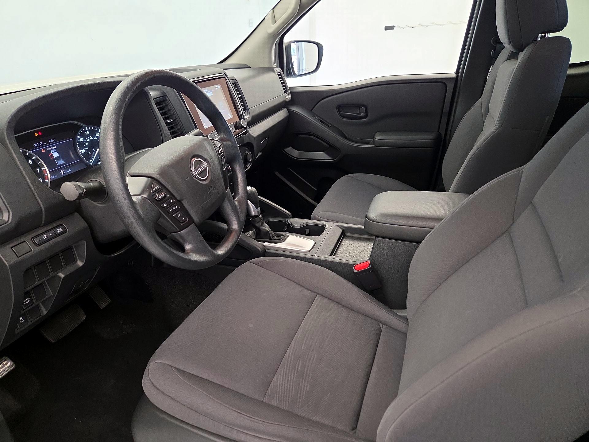 Thumbnail: 2022 Nissan Frontier - 11