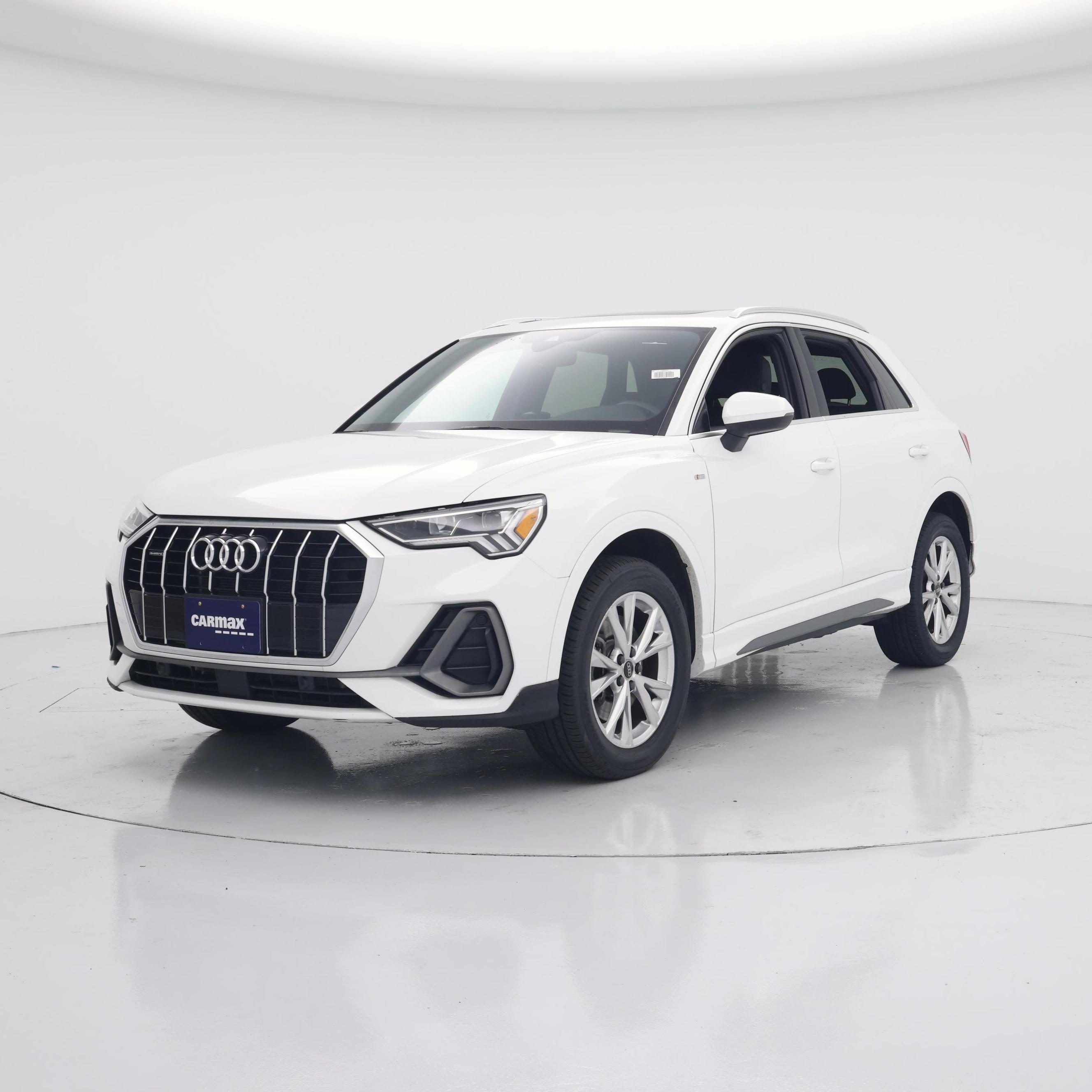 Thumbnail: 2023 Audi Q3 - 4