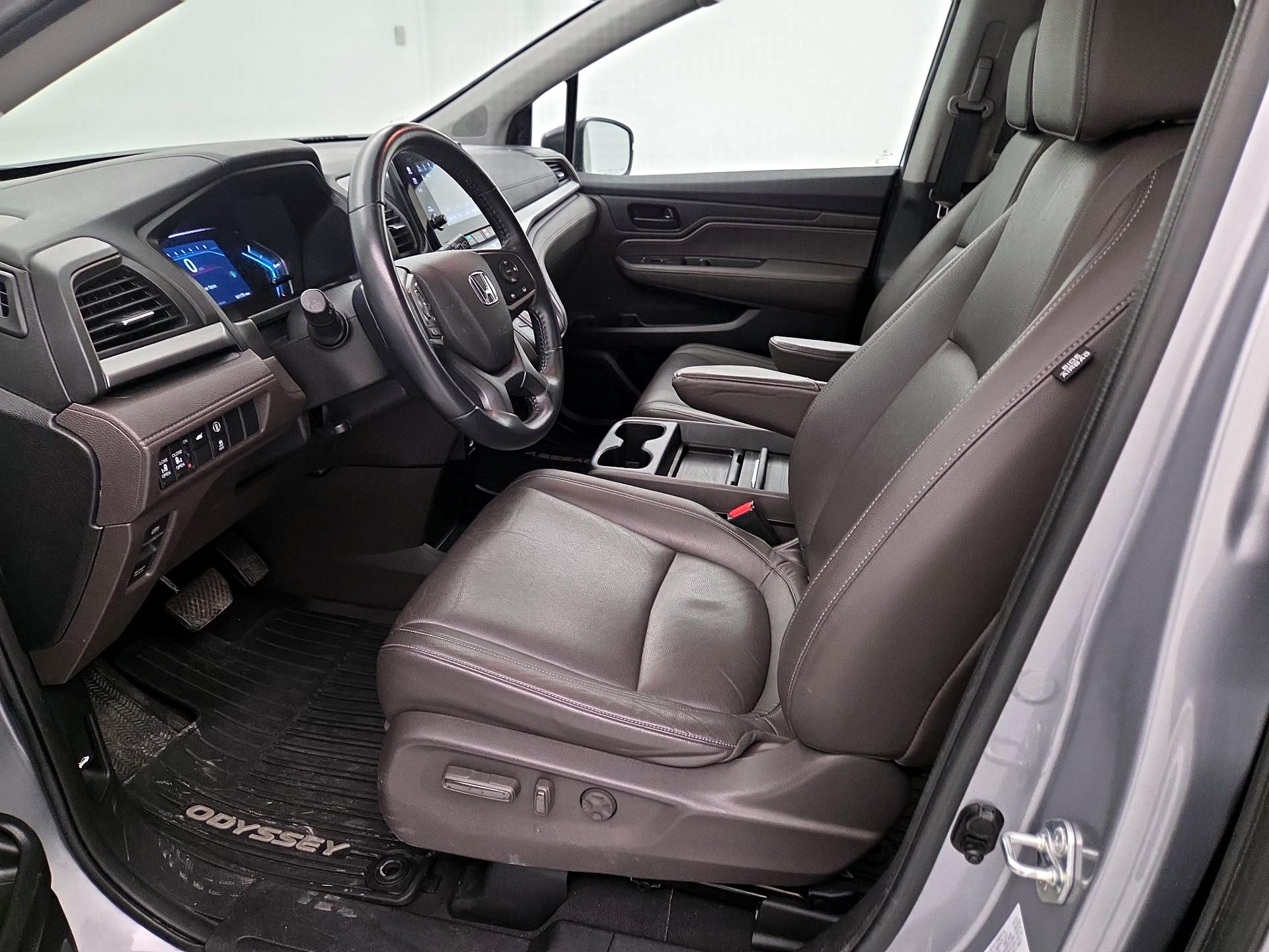 Thumbnail: 2023 Honda Odyssey - 11