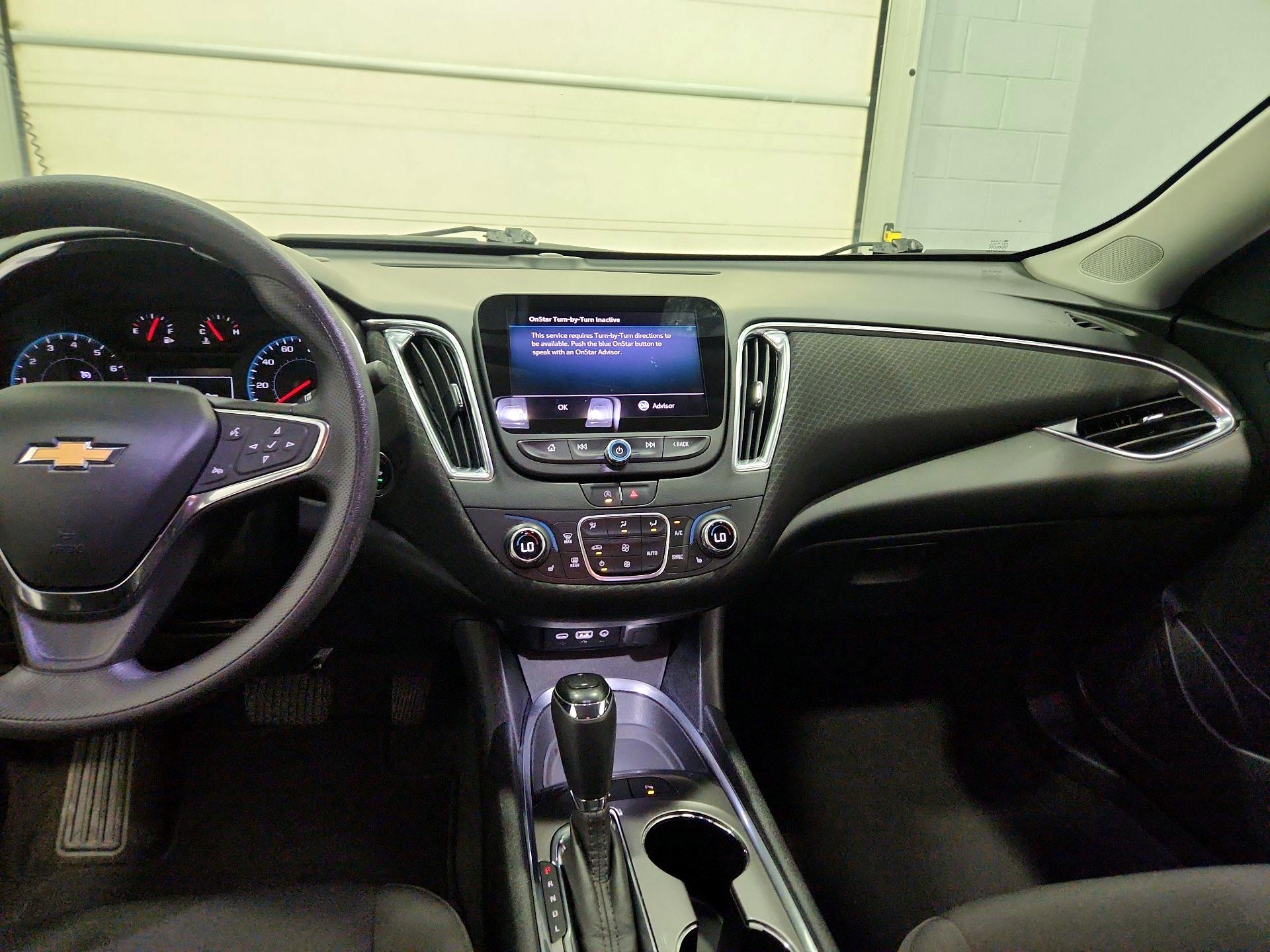 Thumbnail: 2020 Chevrolet Malibu - 9