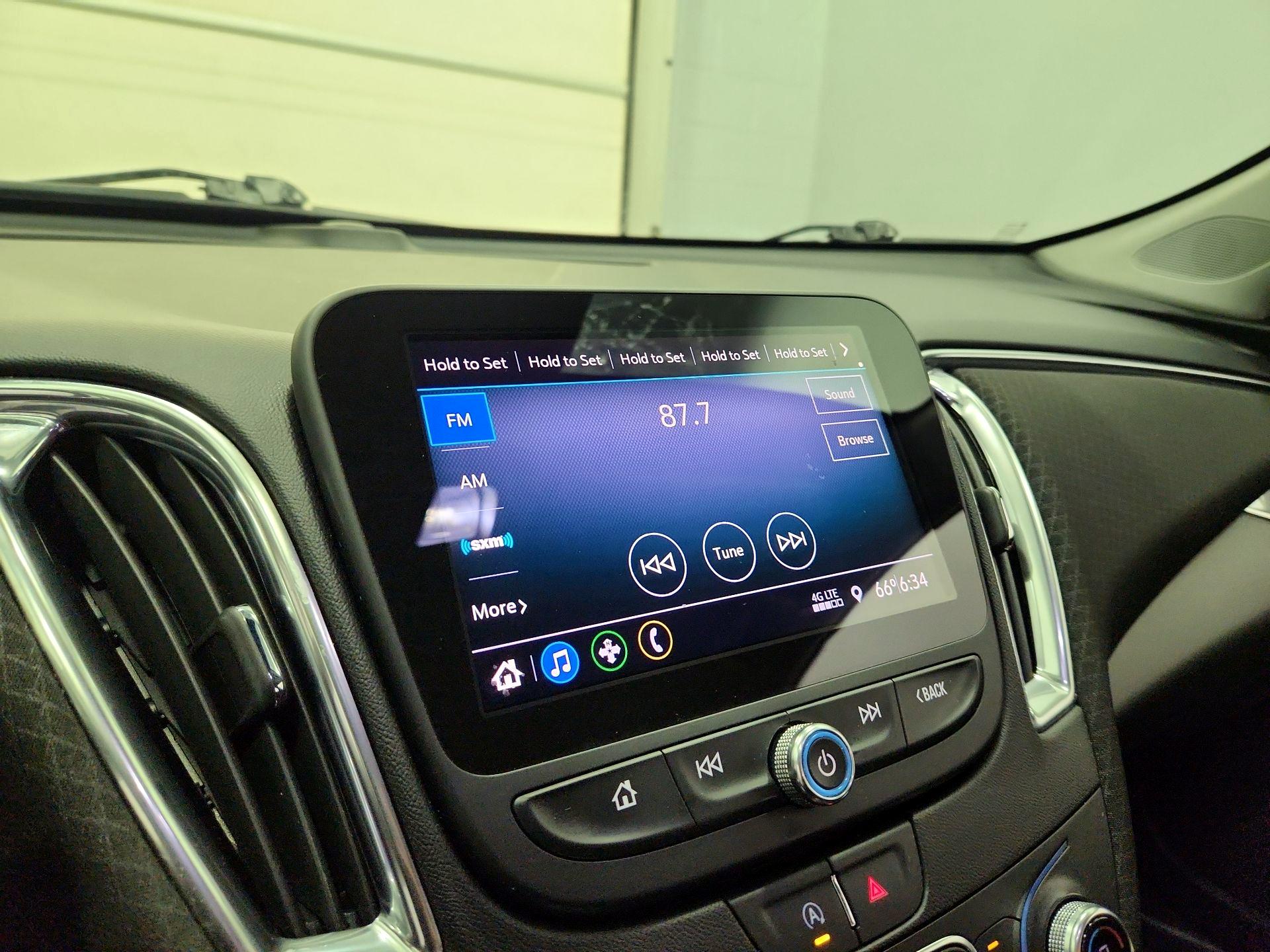 Thumbnail: 2020 Chevrolet Malibu - 15