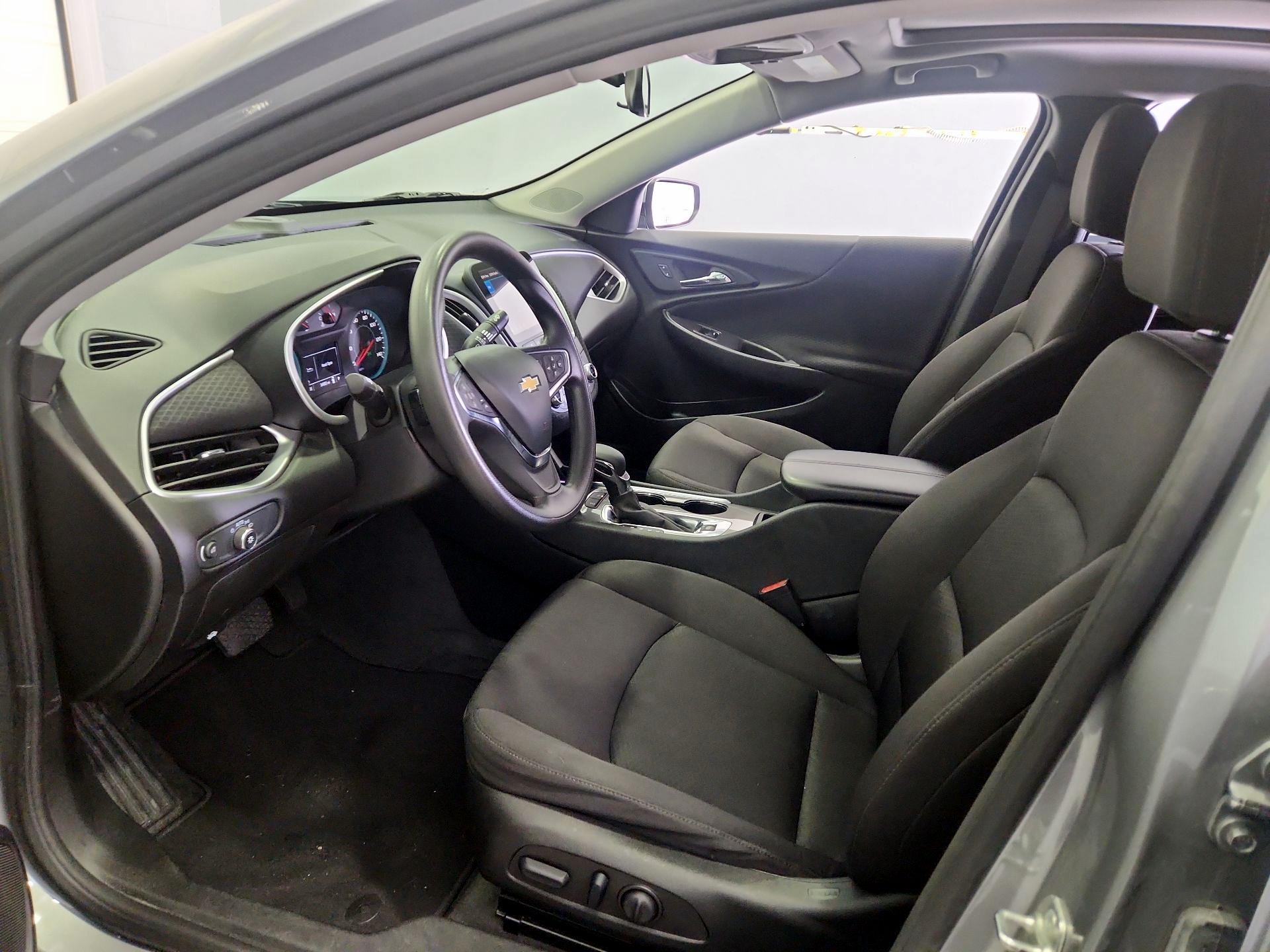 Thumbnail: 2024 Chevrolet Malibu - 11