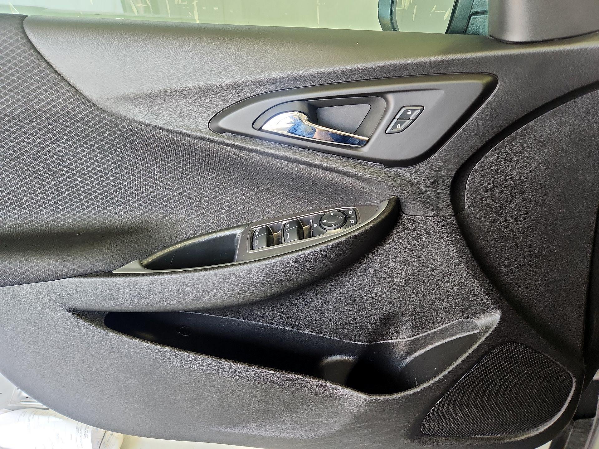 Thumbnail: 2024 Chevrolet Malibu - 12