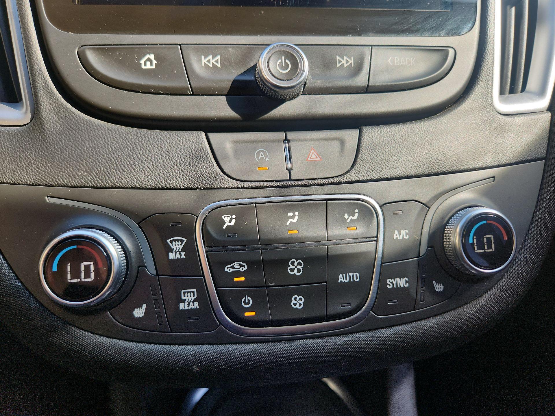 Thumbnail: 2024 Chevrolet Malibu - 17