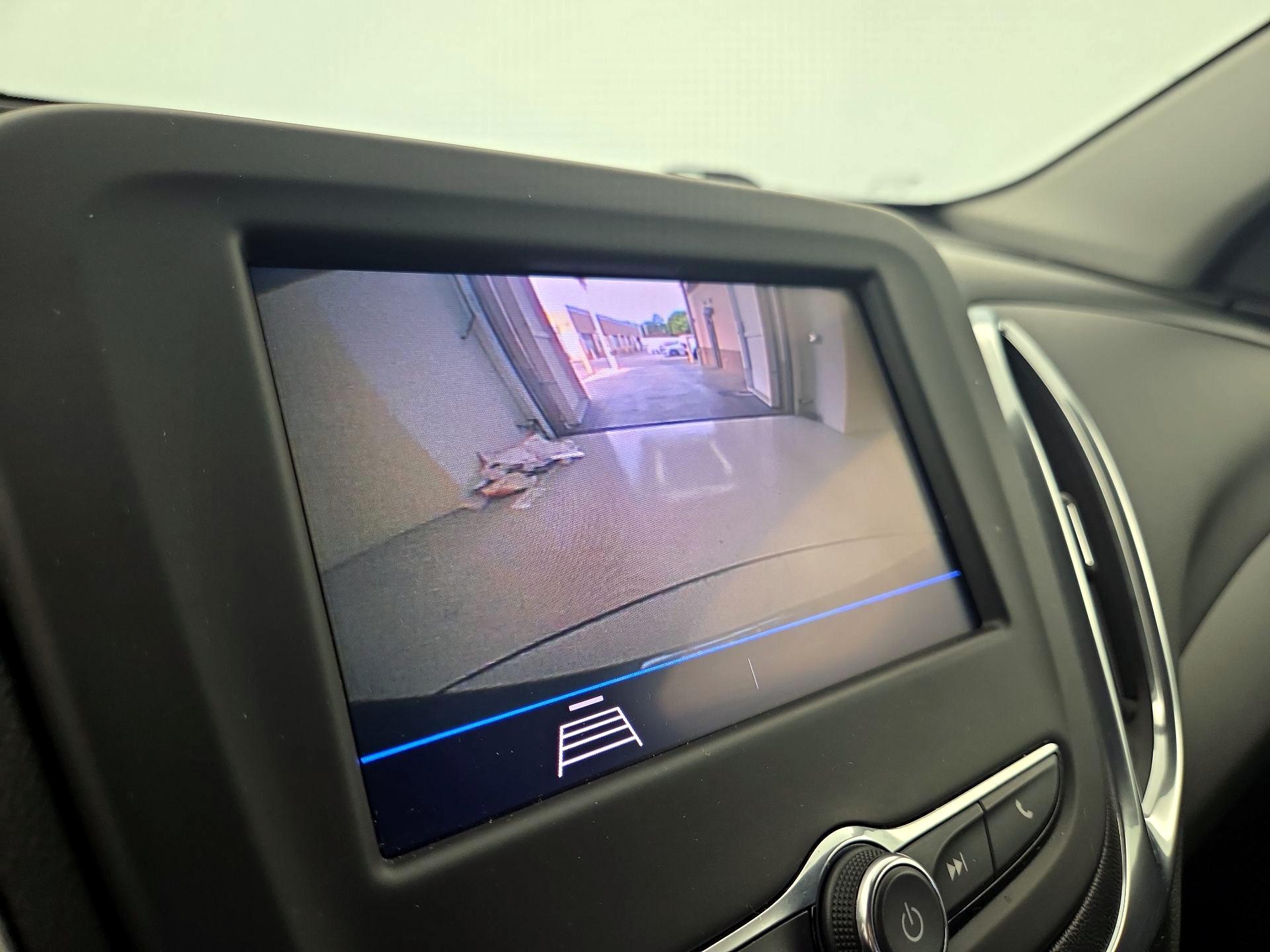 Thumbnail: 2021 Chevrolet Equinox - 14