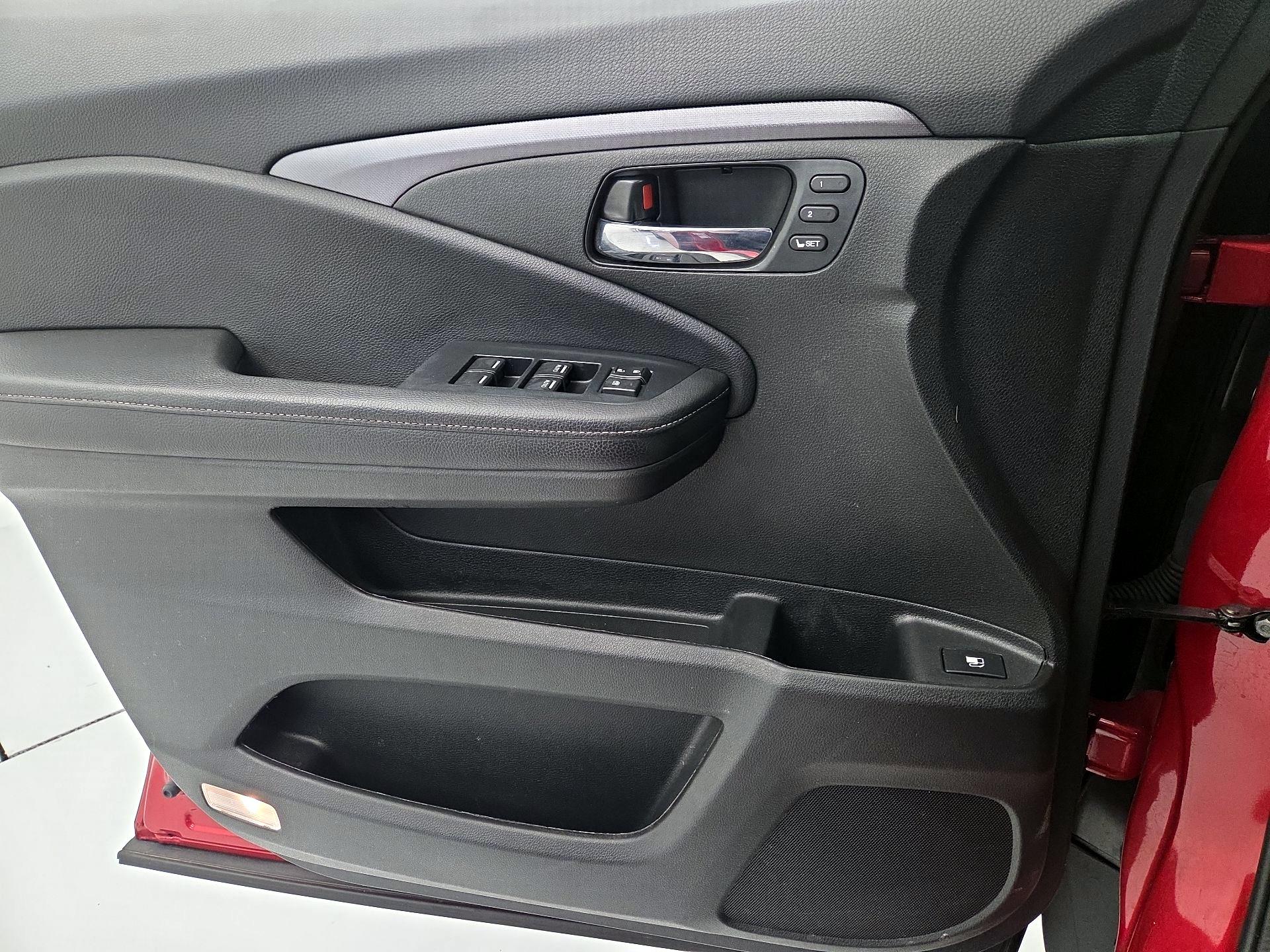 Thumbnail: 2023 Honda Ridgeline - 12