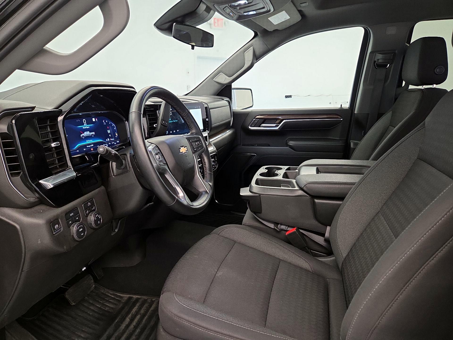 Thumbnail: 2023 Chevrolet Silverado 1500 - 11