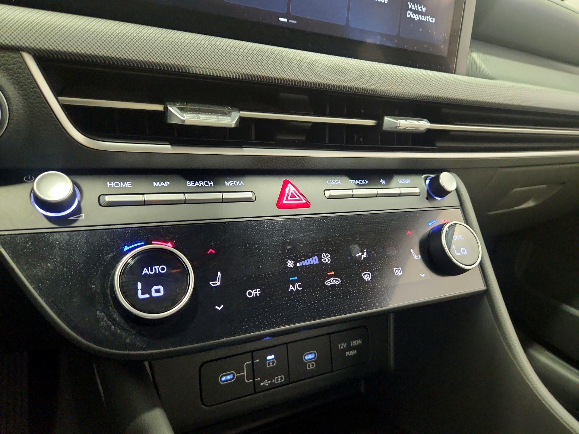 Thumbnail: 2024 Hyundai Sonata - 16