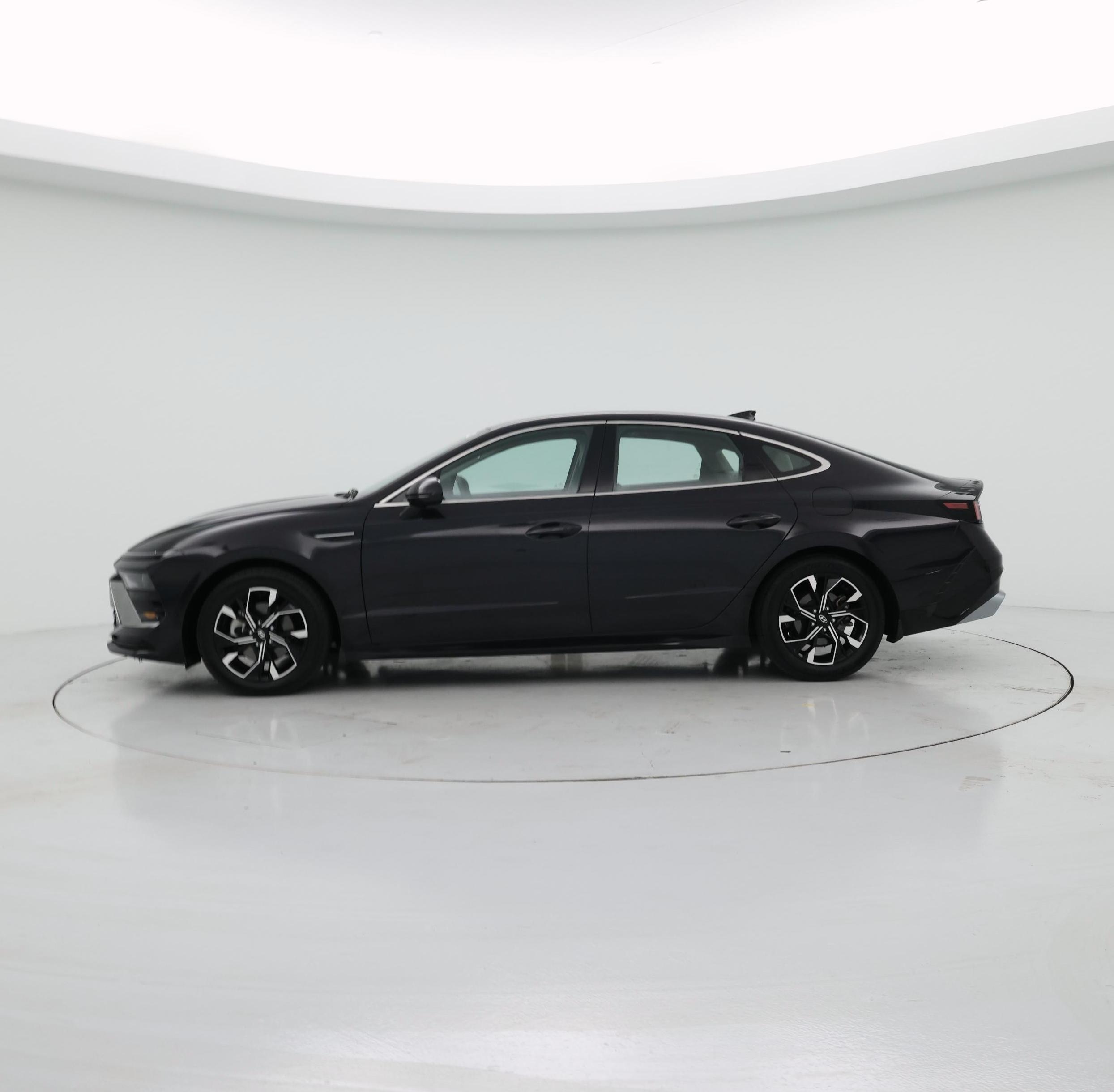 Thumbnail: 2024 Hyundai Sonata - 3