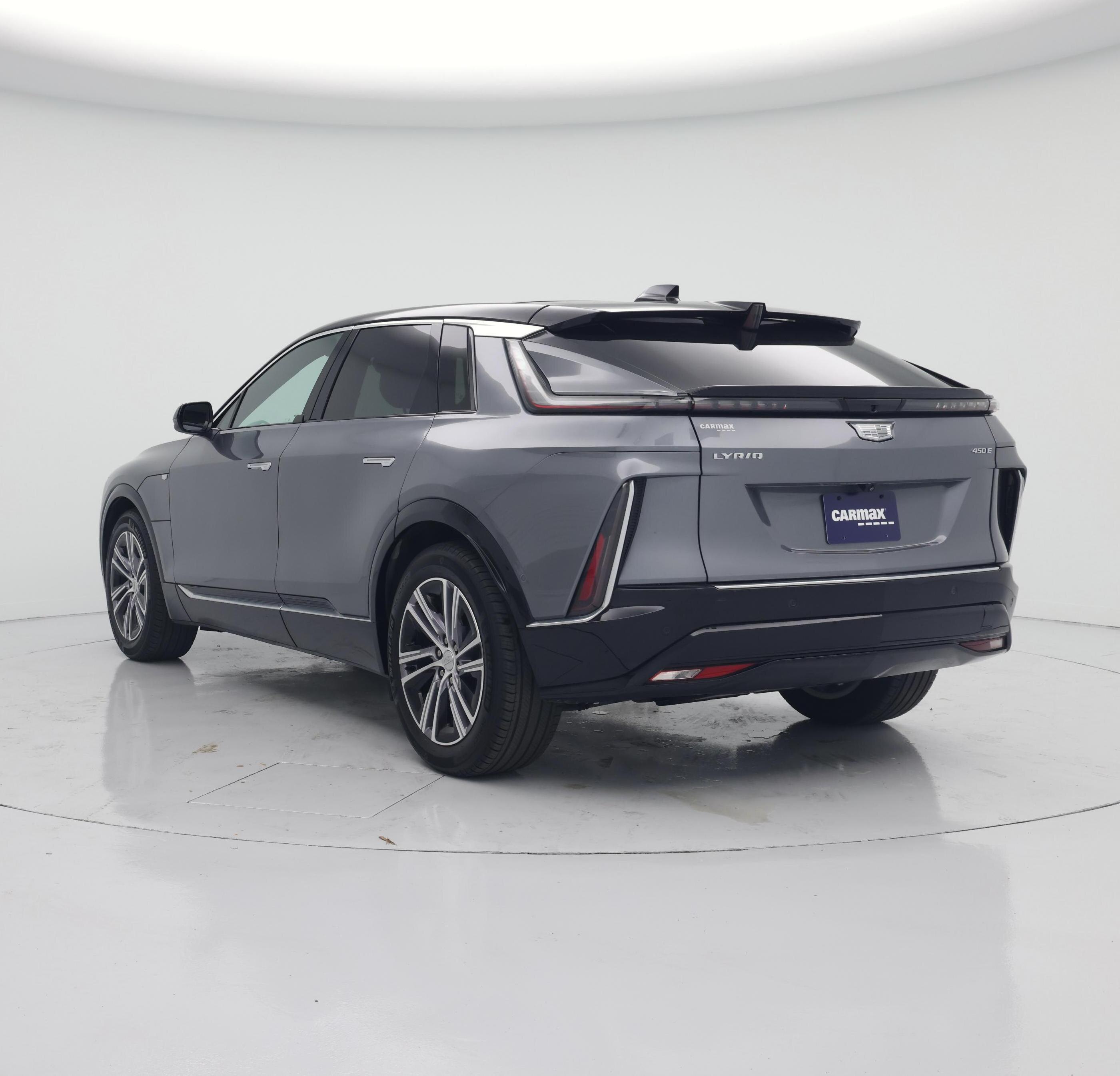 Thumbnail: 2023 Cadillac Lyriq - 2