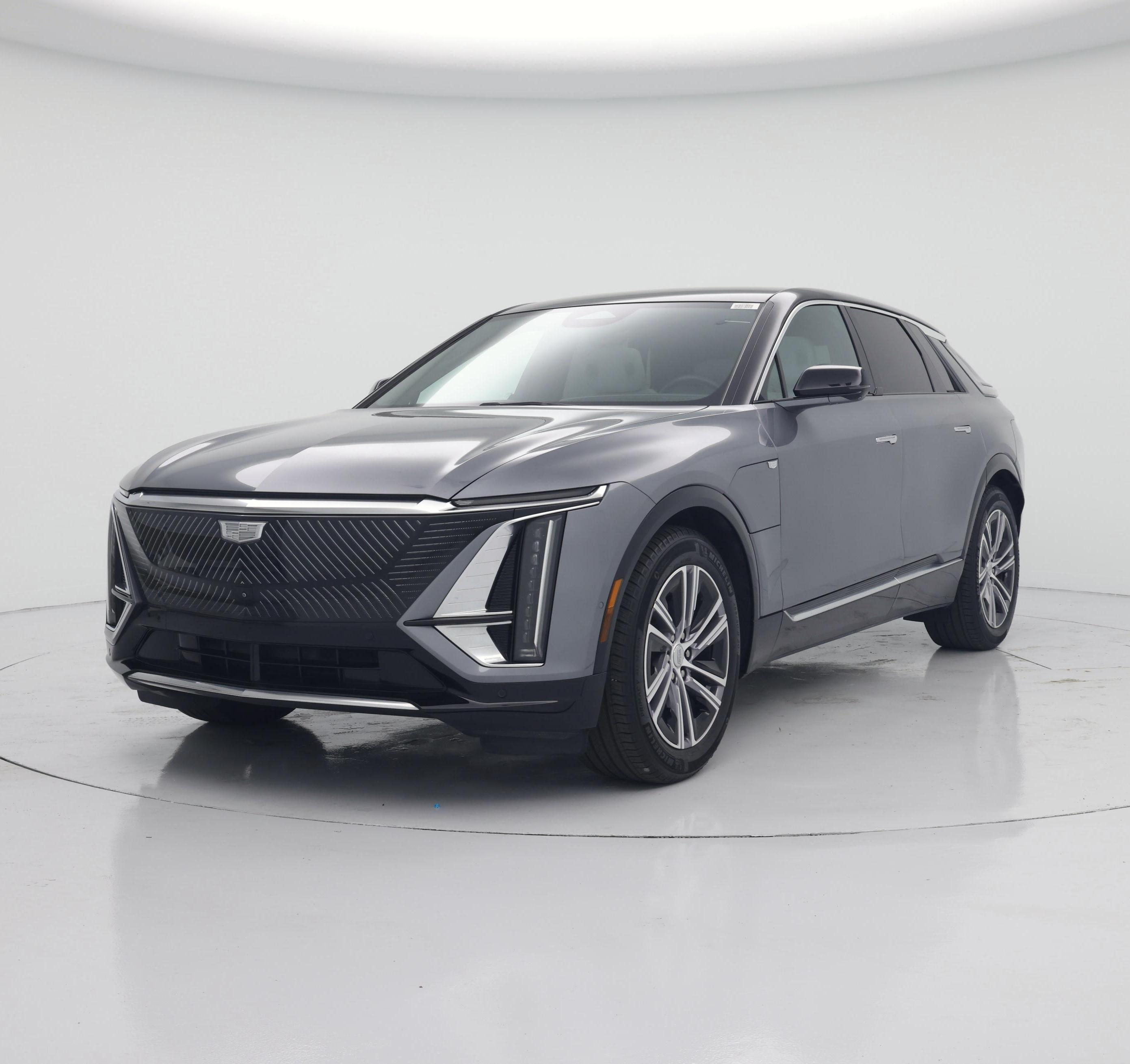 Thumbnail: 2023 Cadillac Lyriq - 4