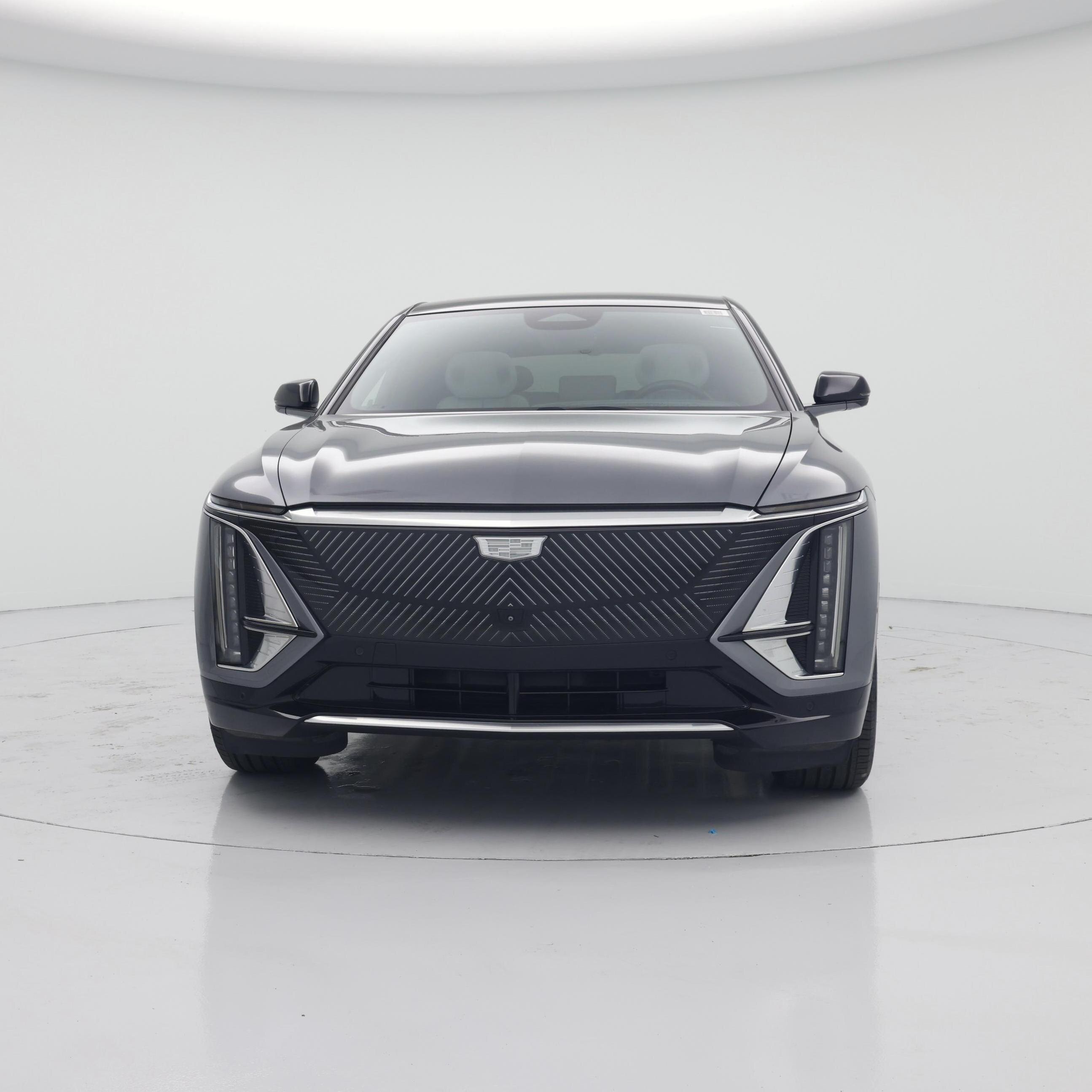 Thumbnail: 2023 Cadillac Lyriq - 5