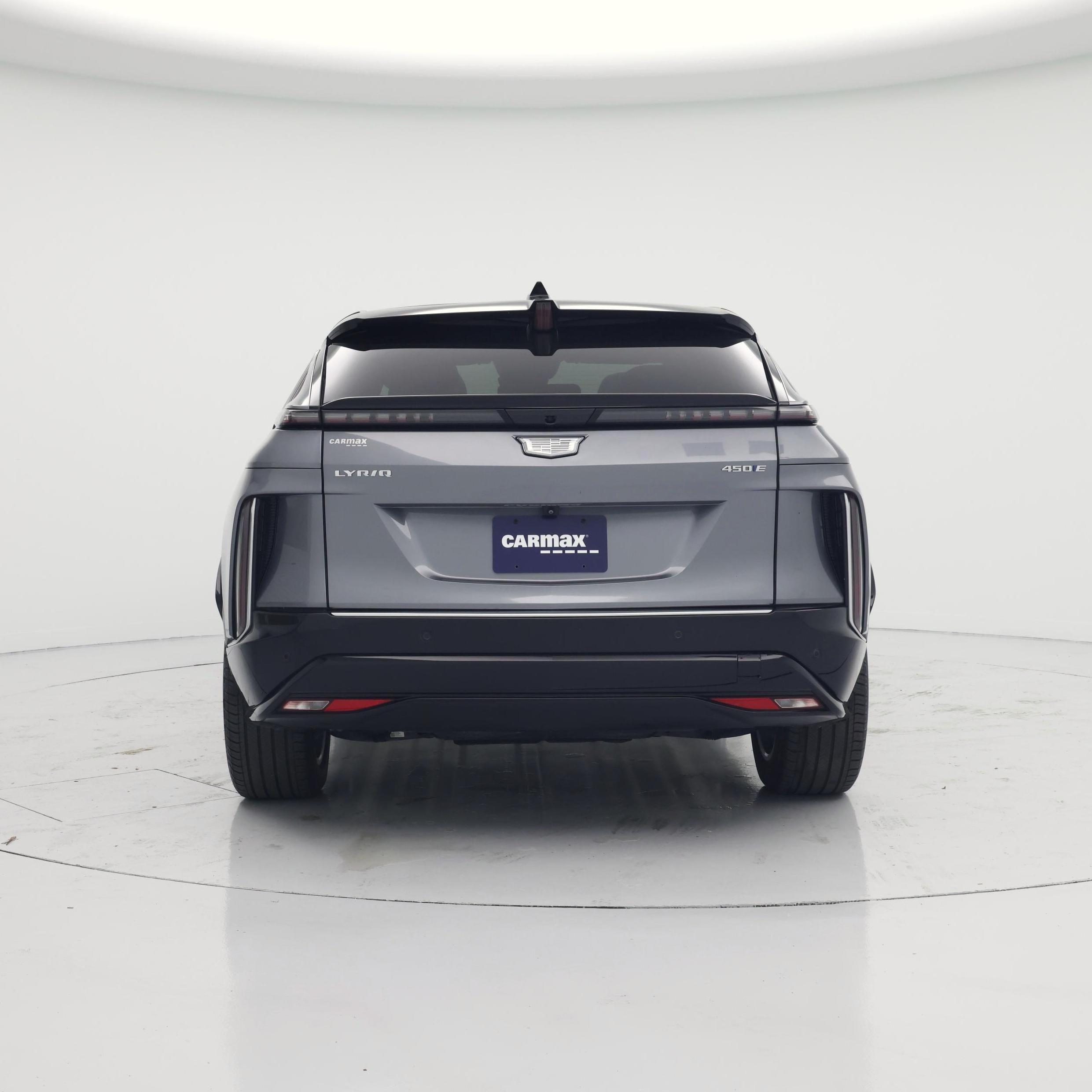Thumbnail: 2023 Cadillac Lyriq - 6