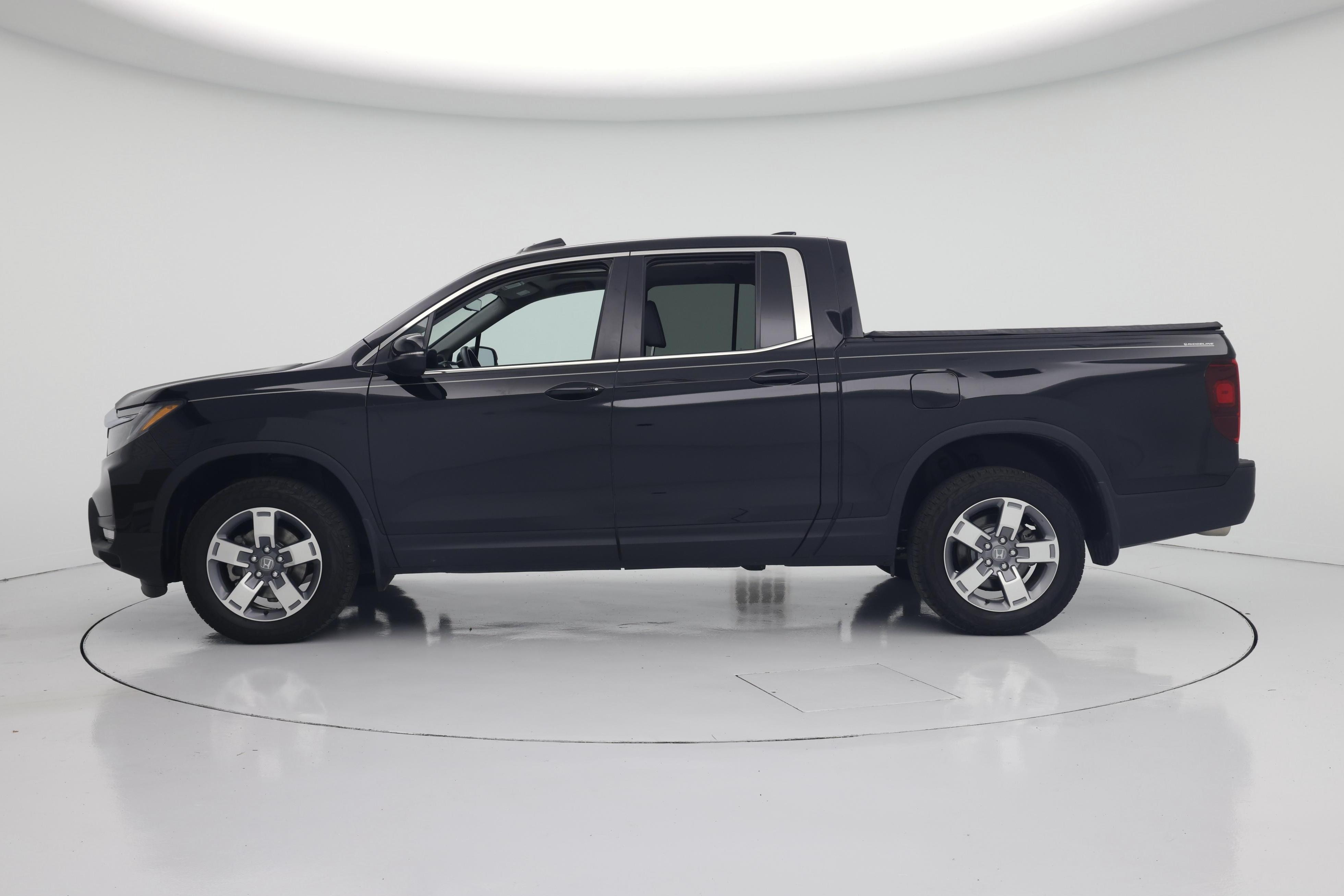 Thumbnail: 2025 Honda Ridgeline - 3