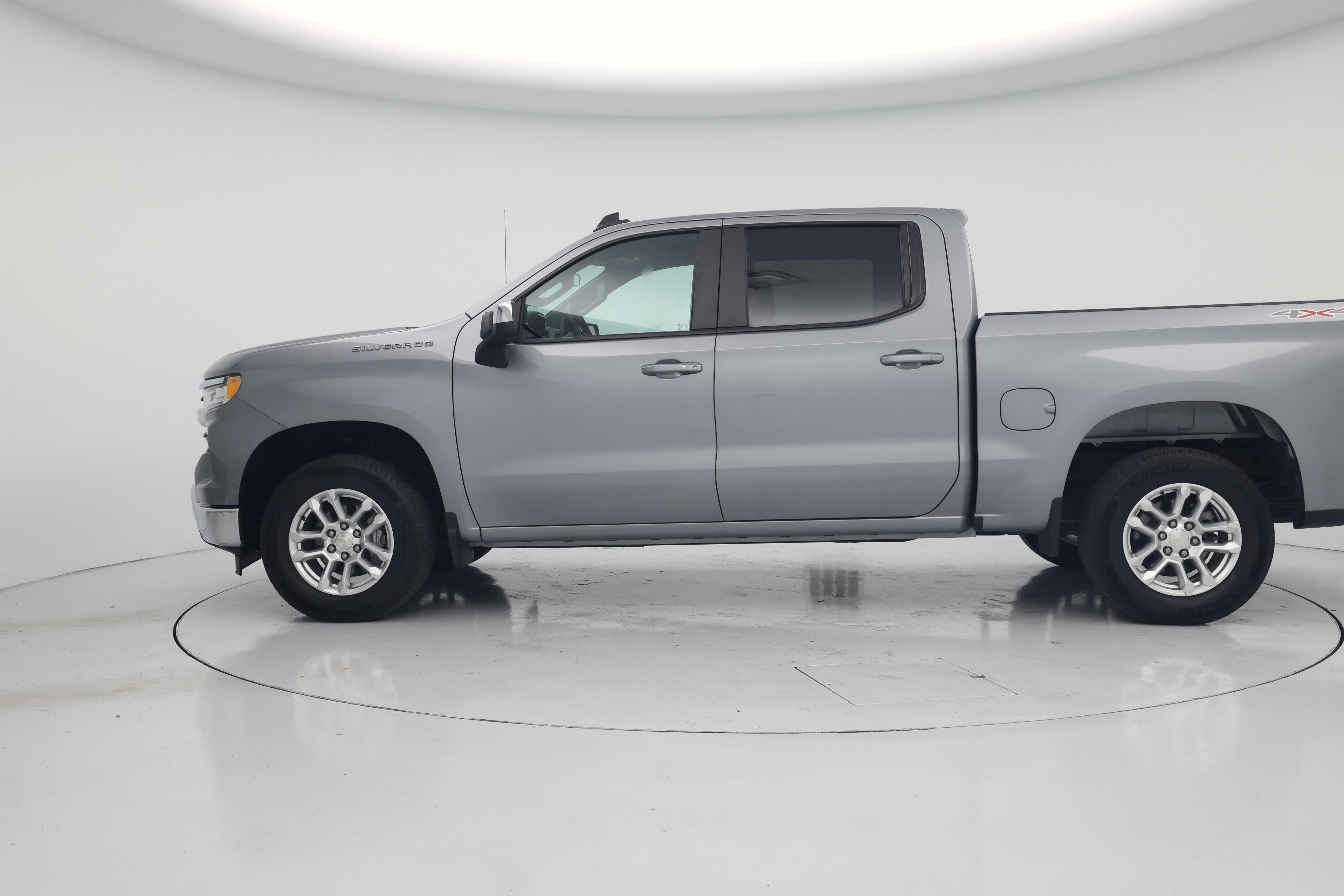 Thumbnail: 2023 Chevrolet Silverado 1500 - 3