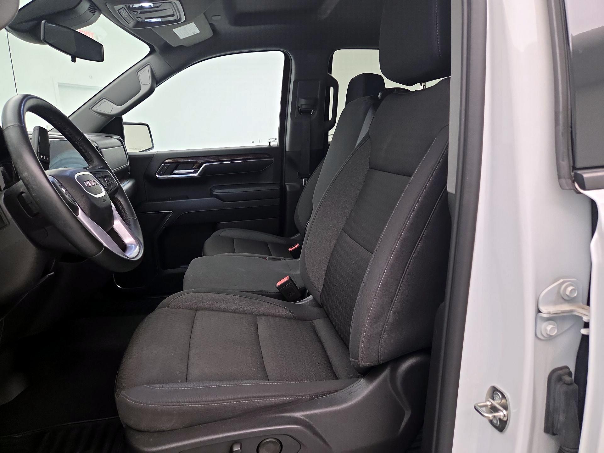 Thumbnail: 2024 GMC Sierra 1500 - 11