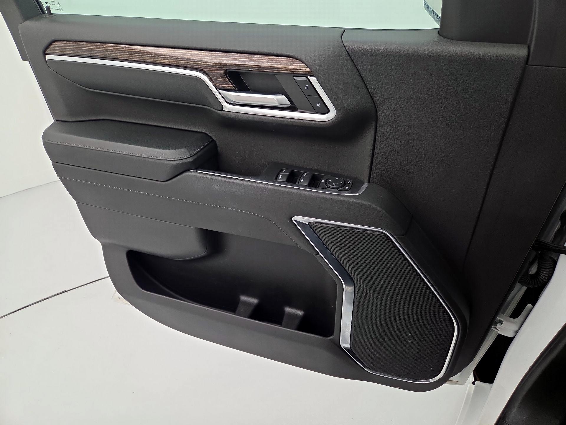 Thumbnail: 2024 GMC Sierra 1500 - 12