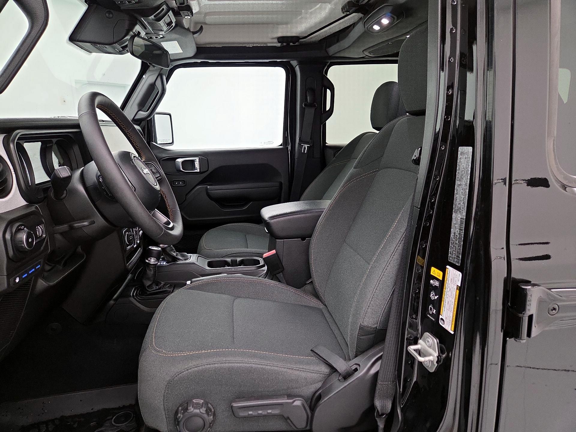 Thumbnail: 2024 Jeep Wrangler - 11