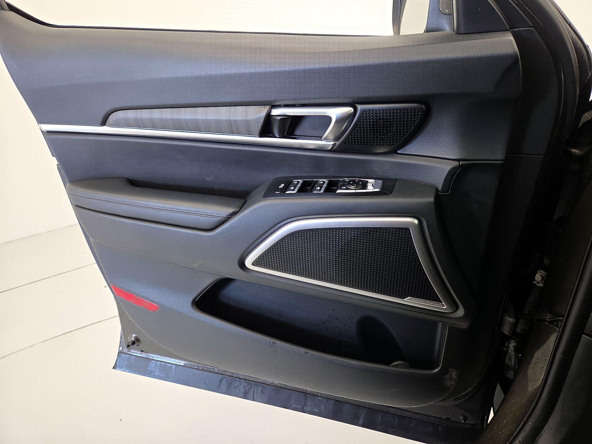 Thumbnail: 2024 Kia Telluride - 12