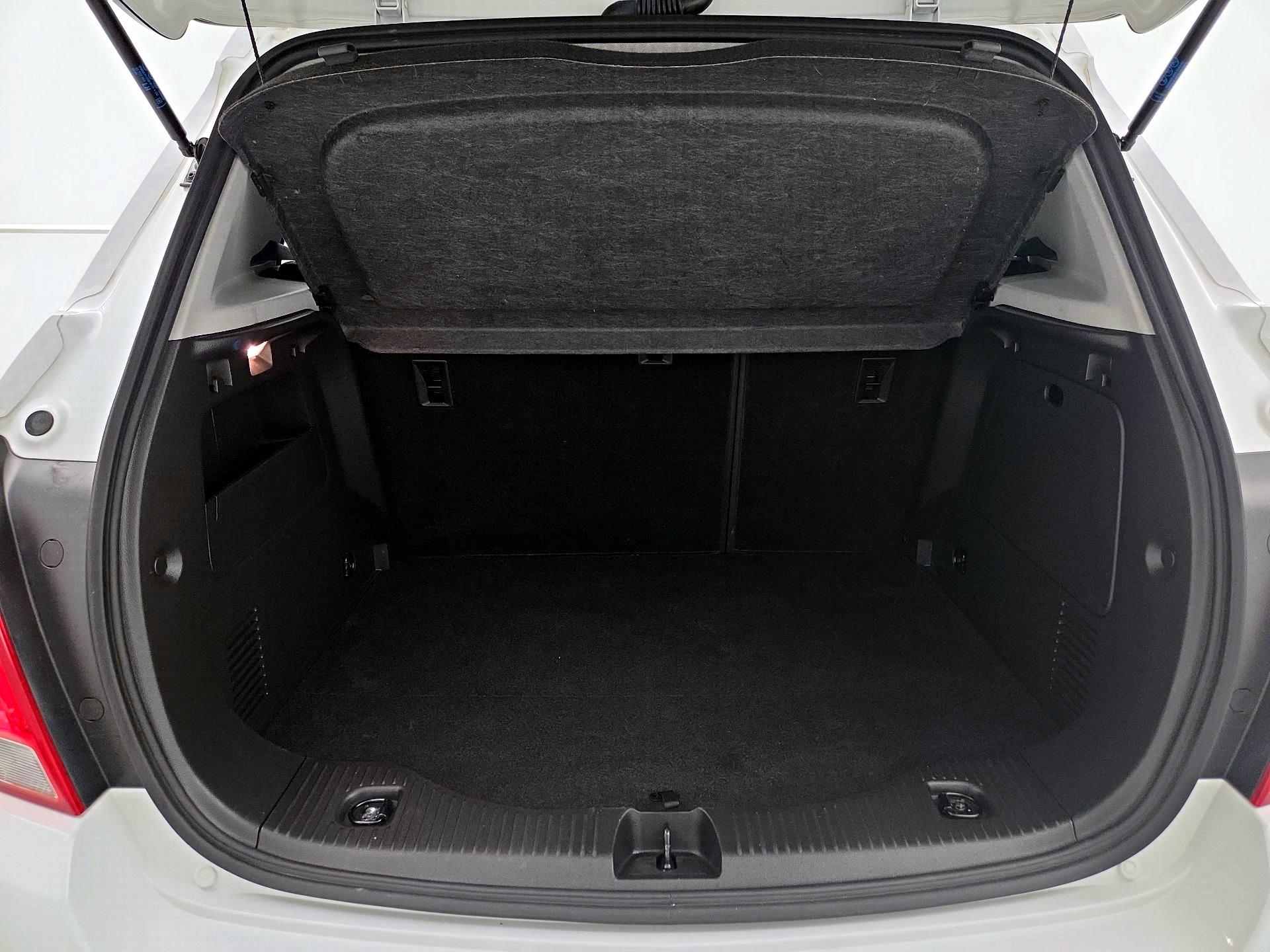 Thumbnail: 2021 Chevrolet Trax - 20