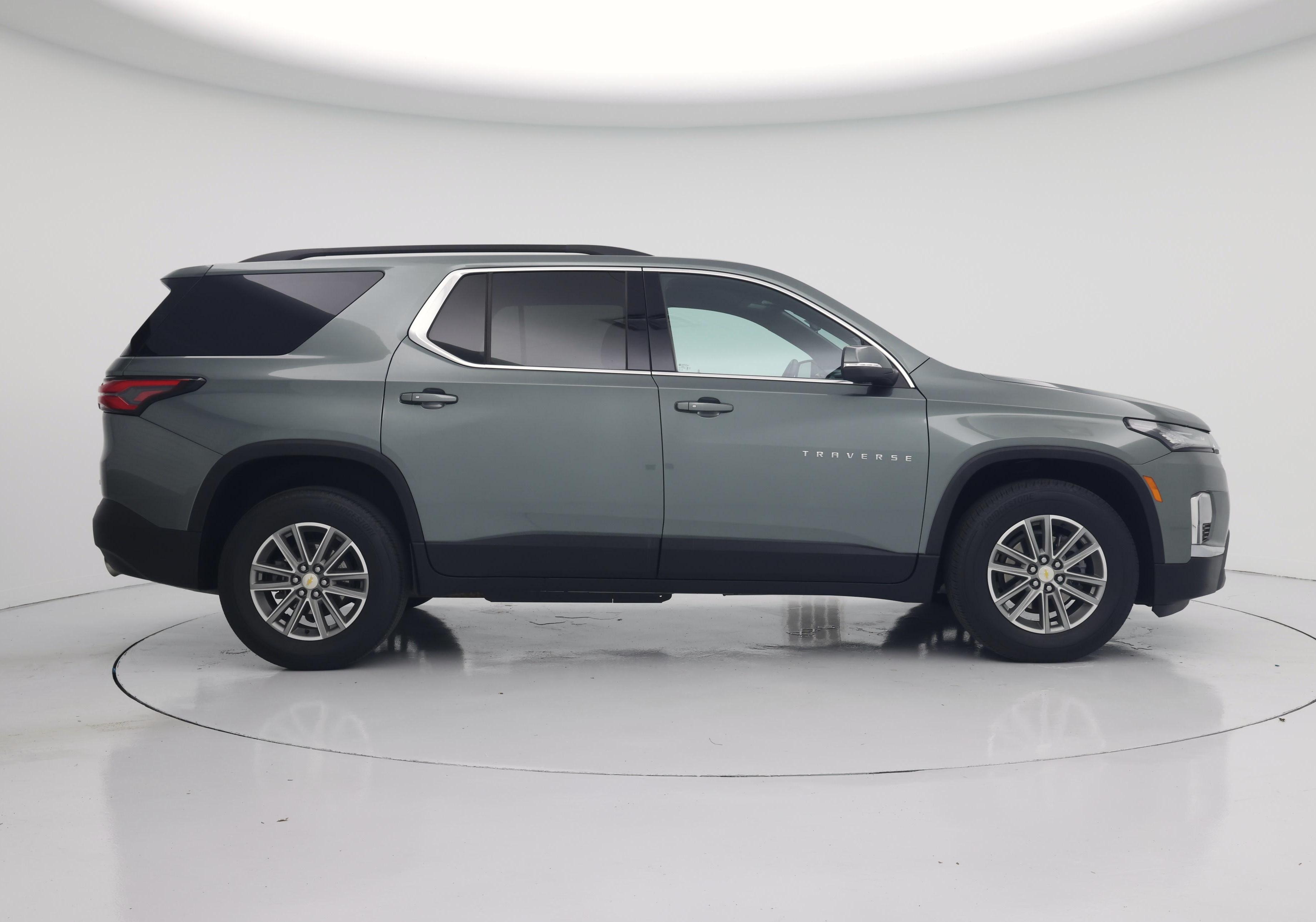 Thumbnail: 2023 Chevrolet Traverse - 7