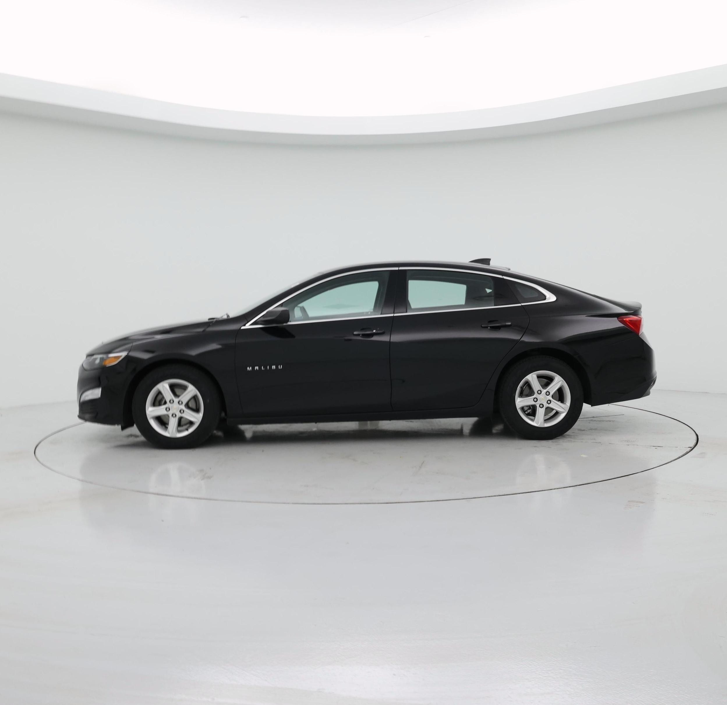 Thumbnail: 2023 Chevrolet Malibu - 3