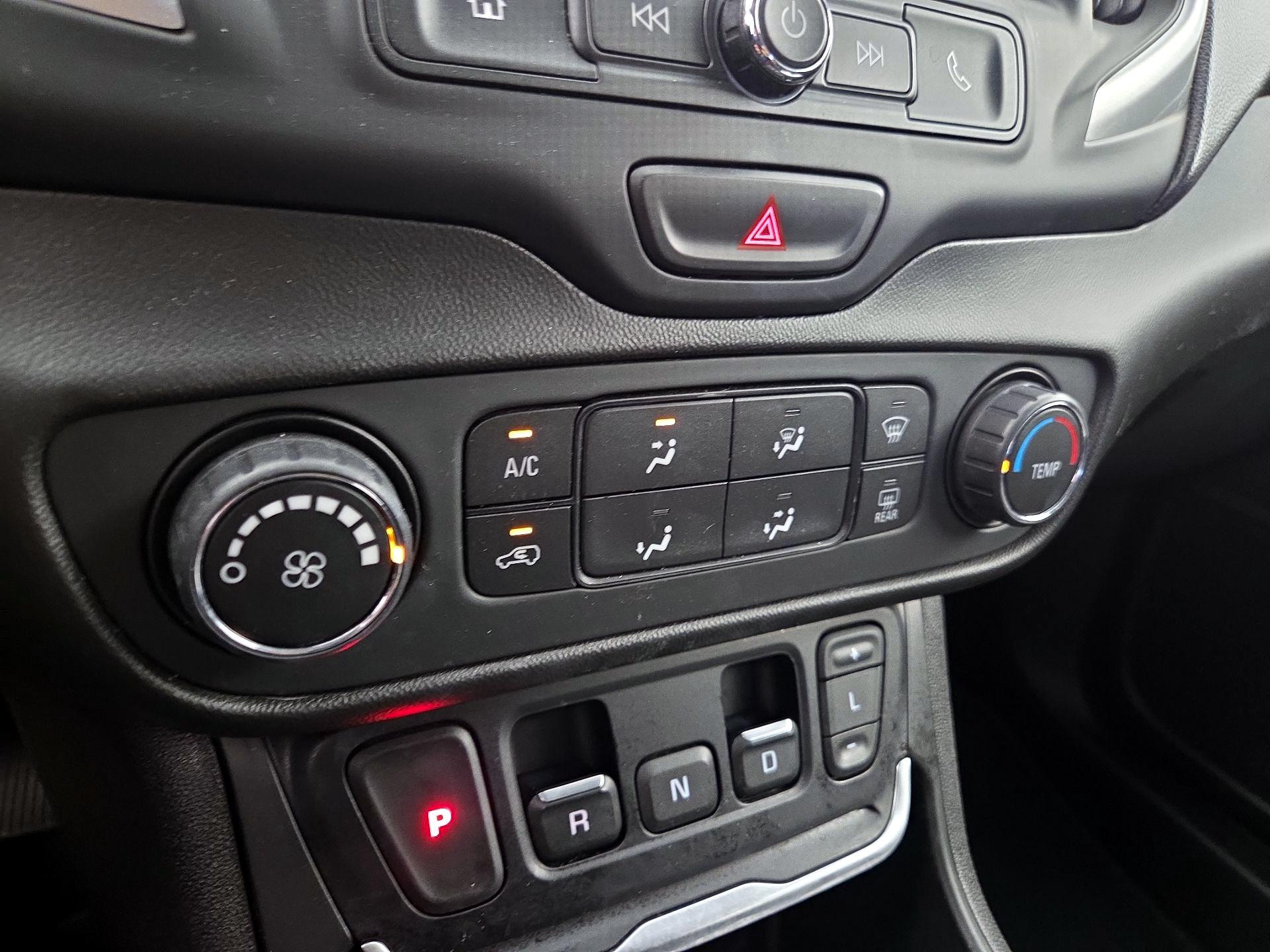 Thumbnail: 2021 GMC Terrain - 16